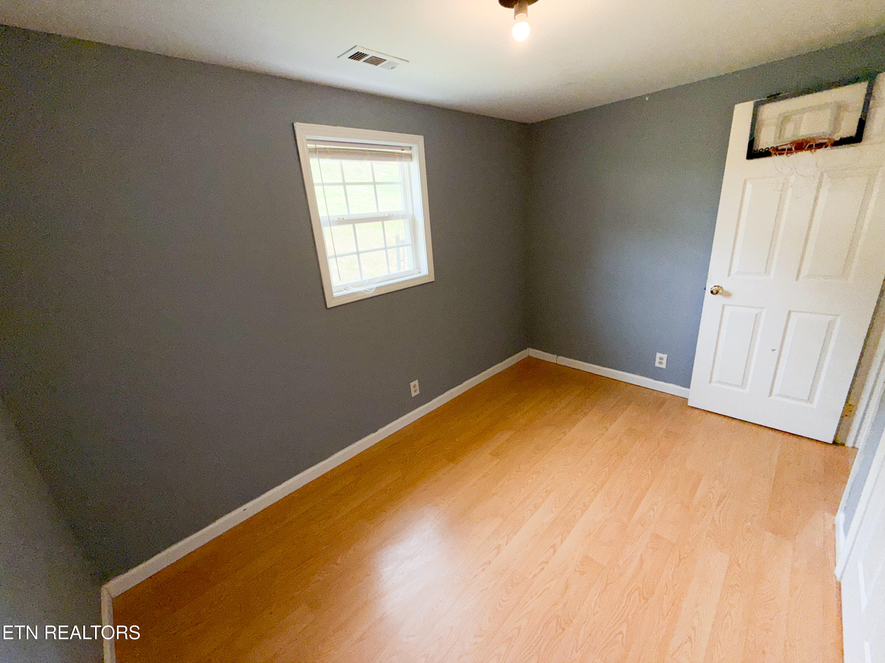 1327 Pinecrest Road Jacksboro TN 37757