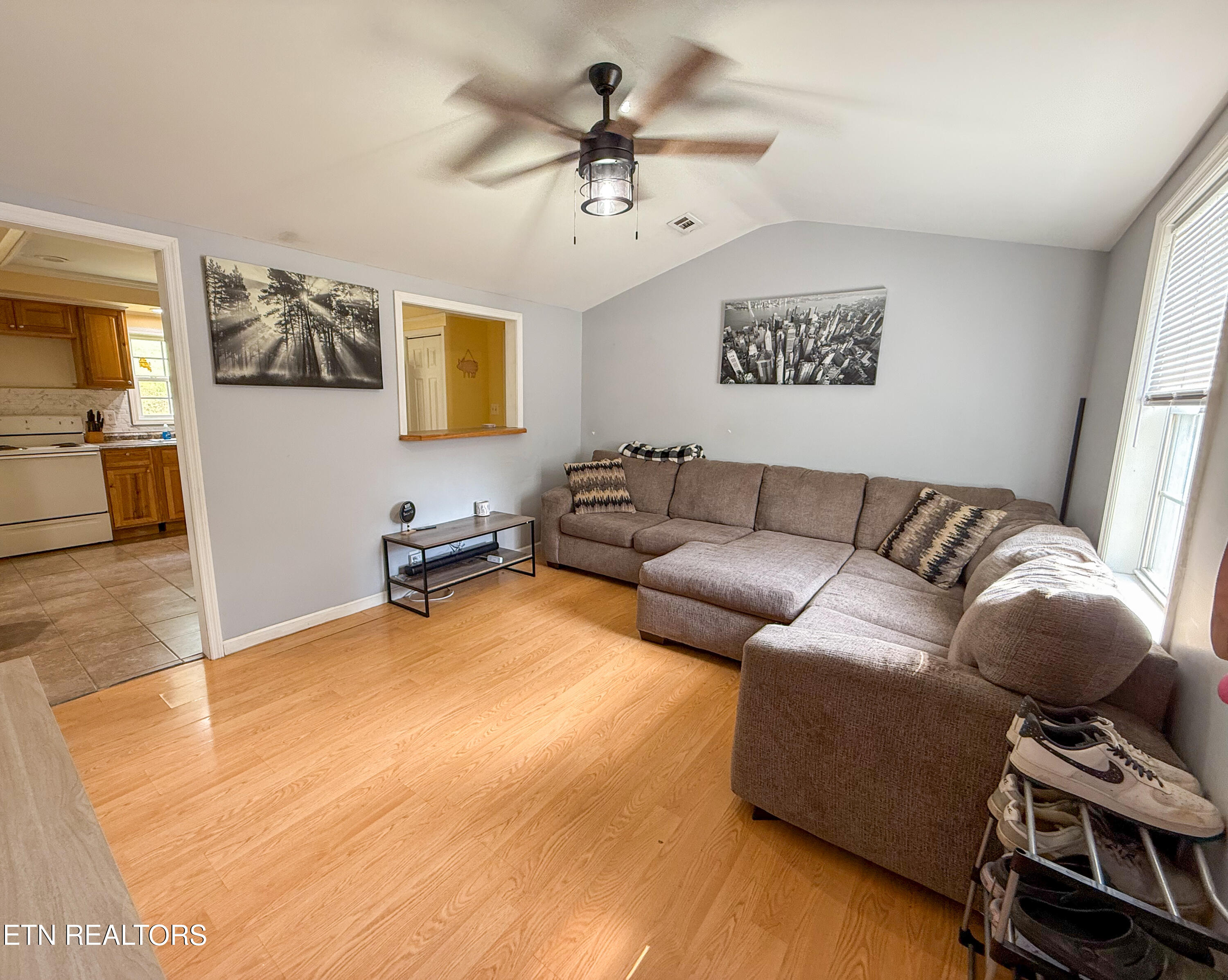 1327 Pinecrest Road Jacksboro TN 37757