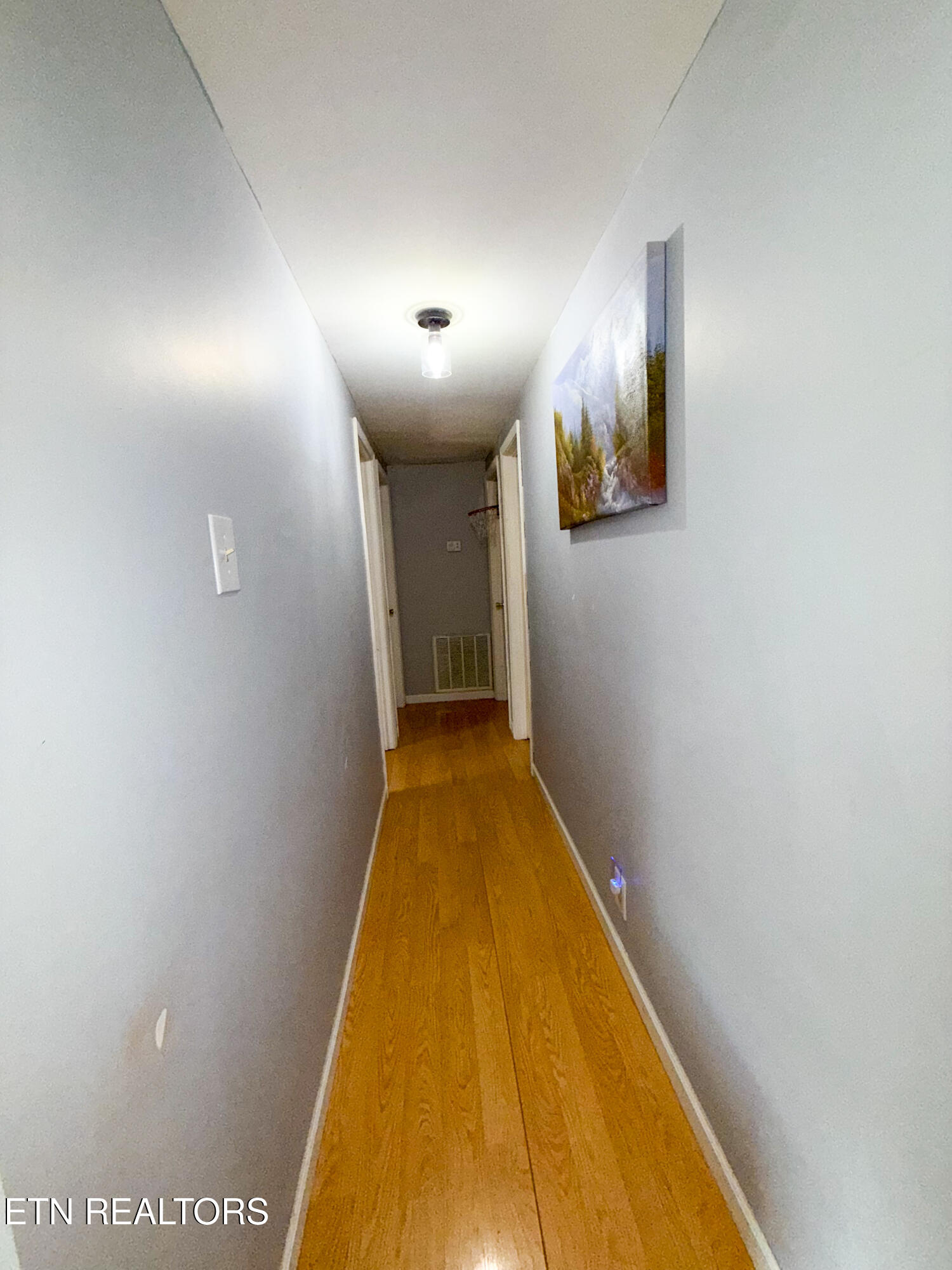 1327 Pinecrest Road Jacksboro TN 37757