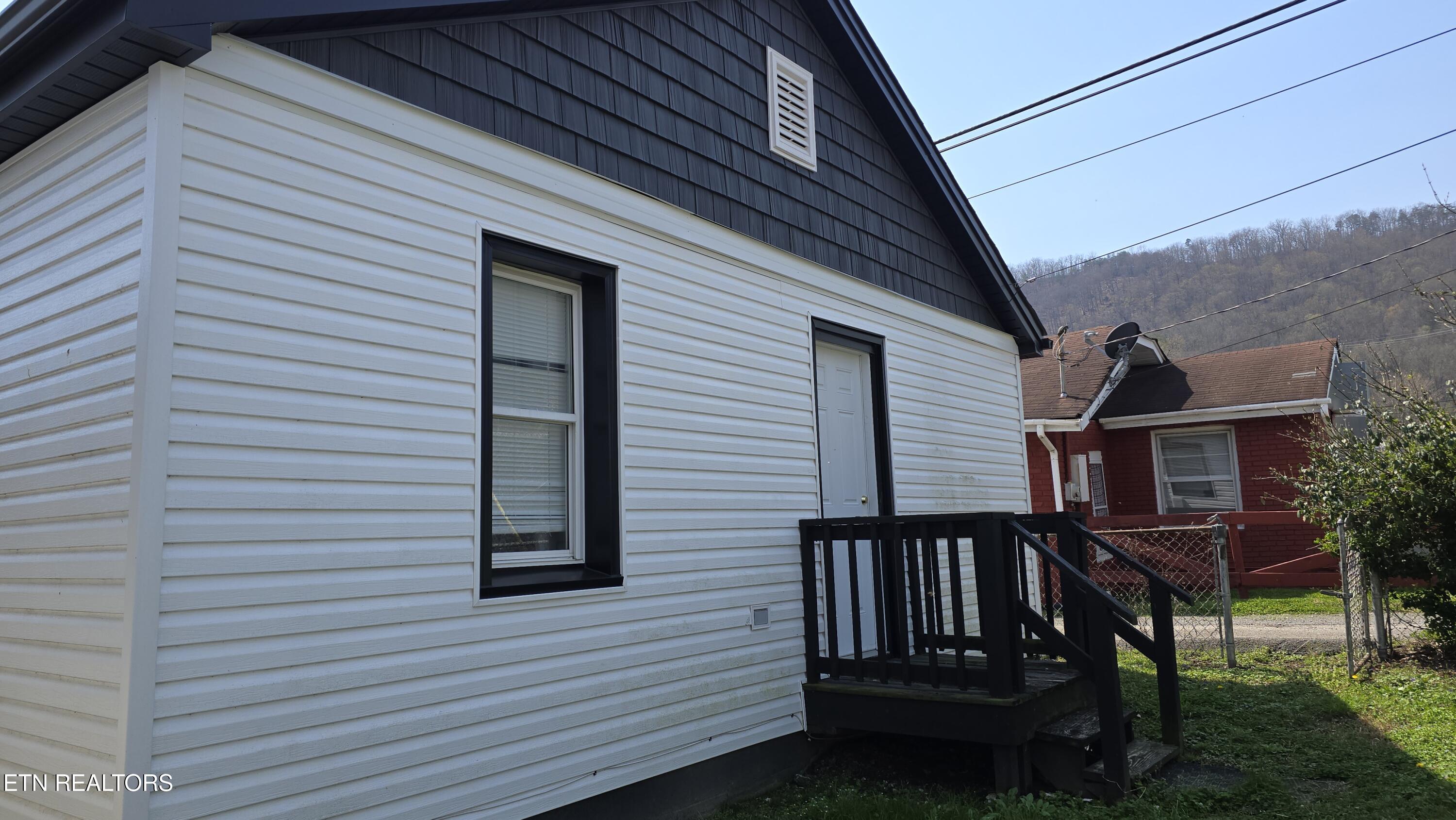 119 E 6th Street Rocky Top TN 37769