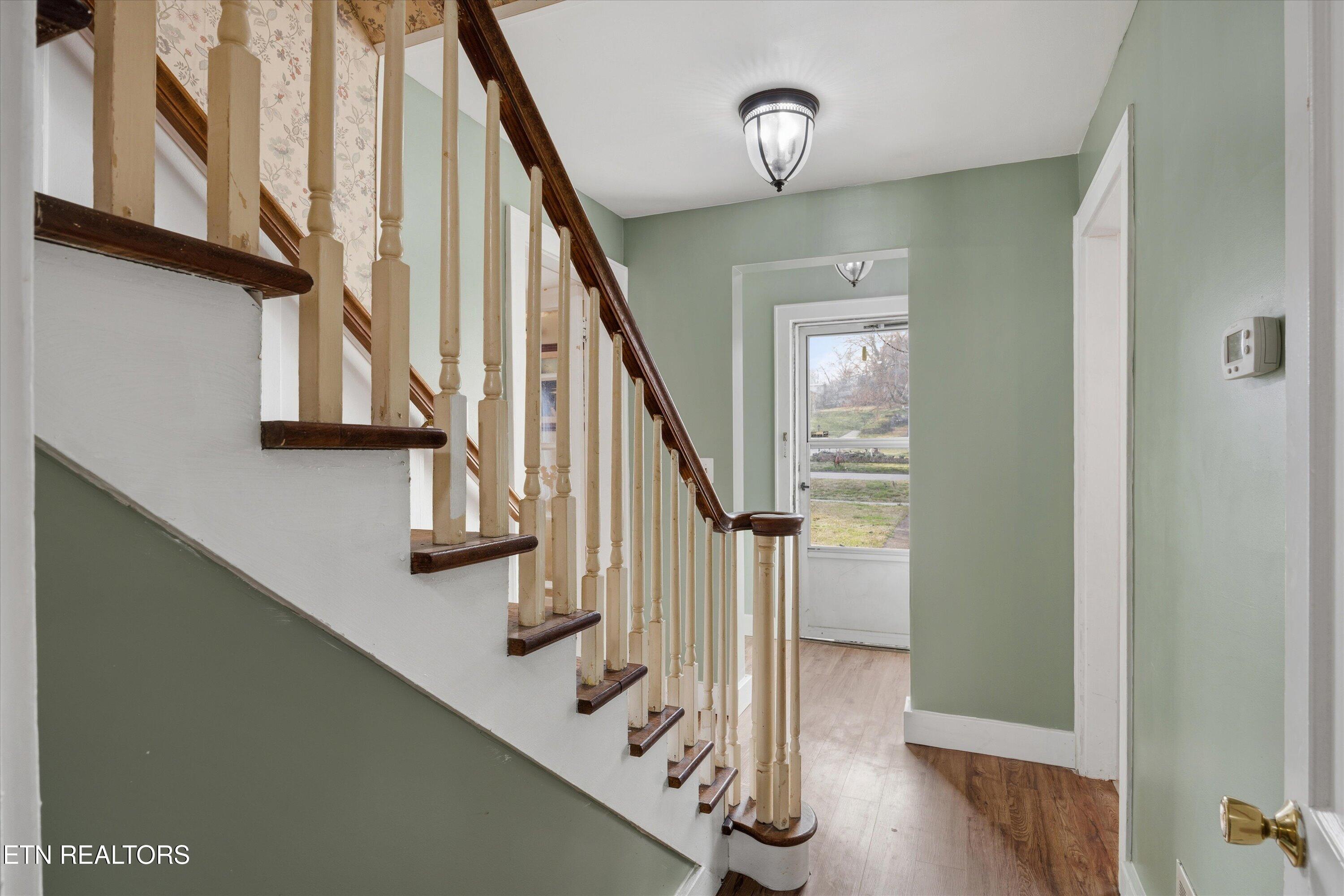 129 S Kingston Avenue Rockwood TN 37854