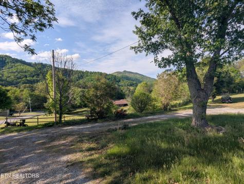 61 Rattlesnake Ridge Road Chuckey TN 37641