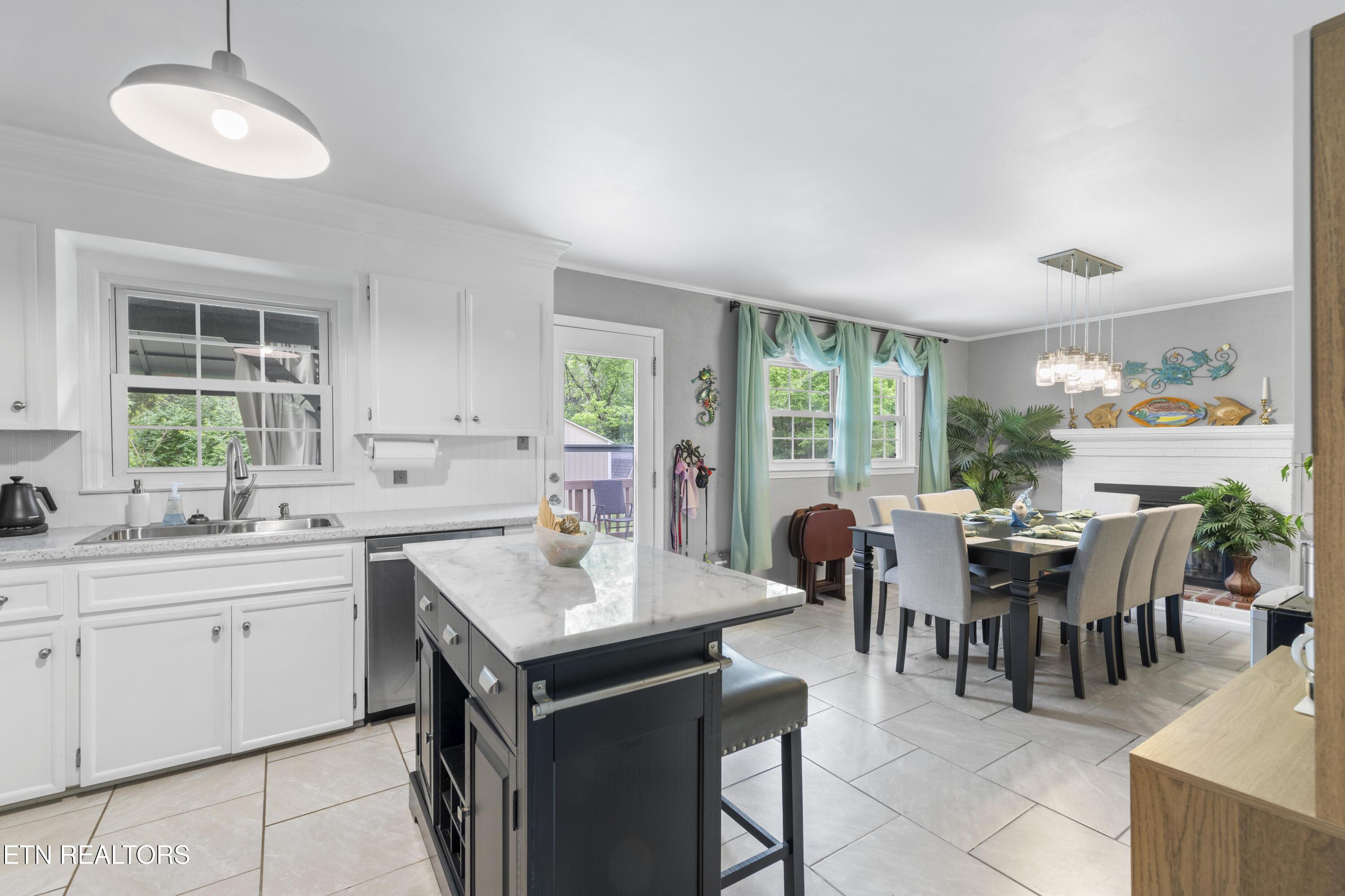 4937 Ada Lane Knoxville TN 37918