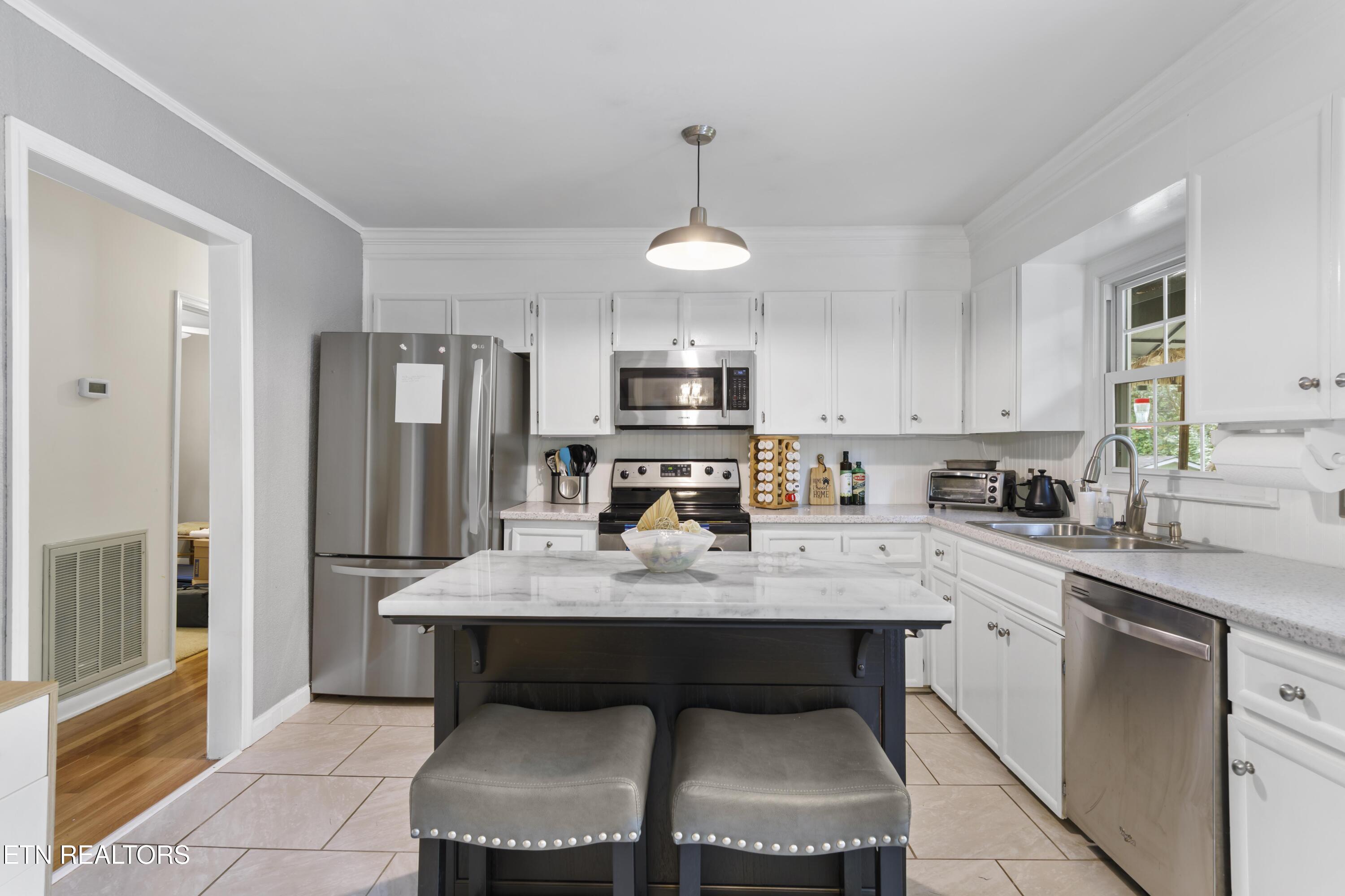4937 Ada Lane Knoxville TN 37918