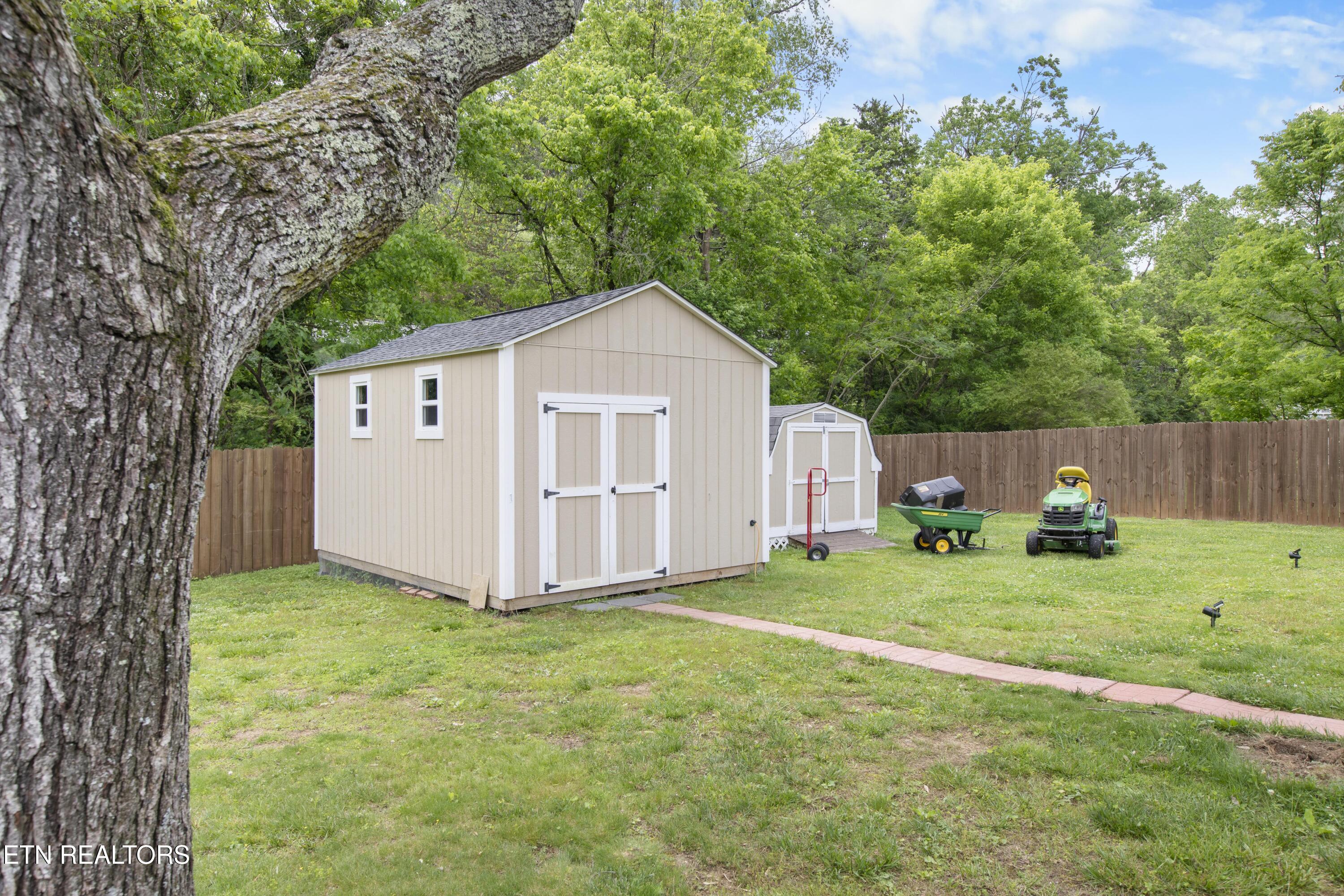 4937 Ada Lane Knoxville TN 37918