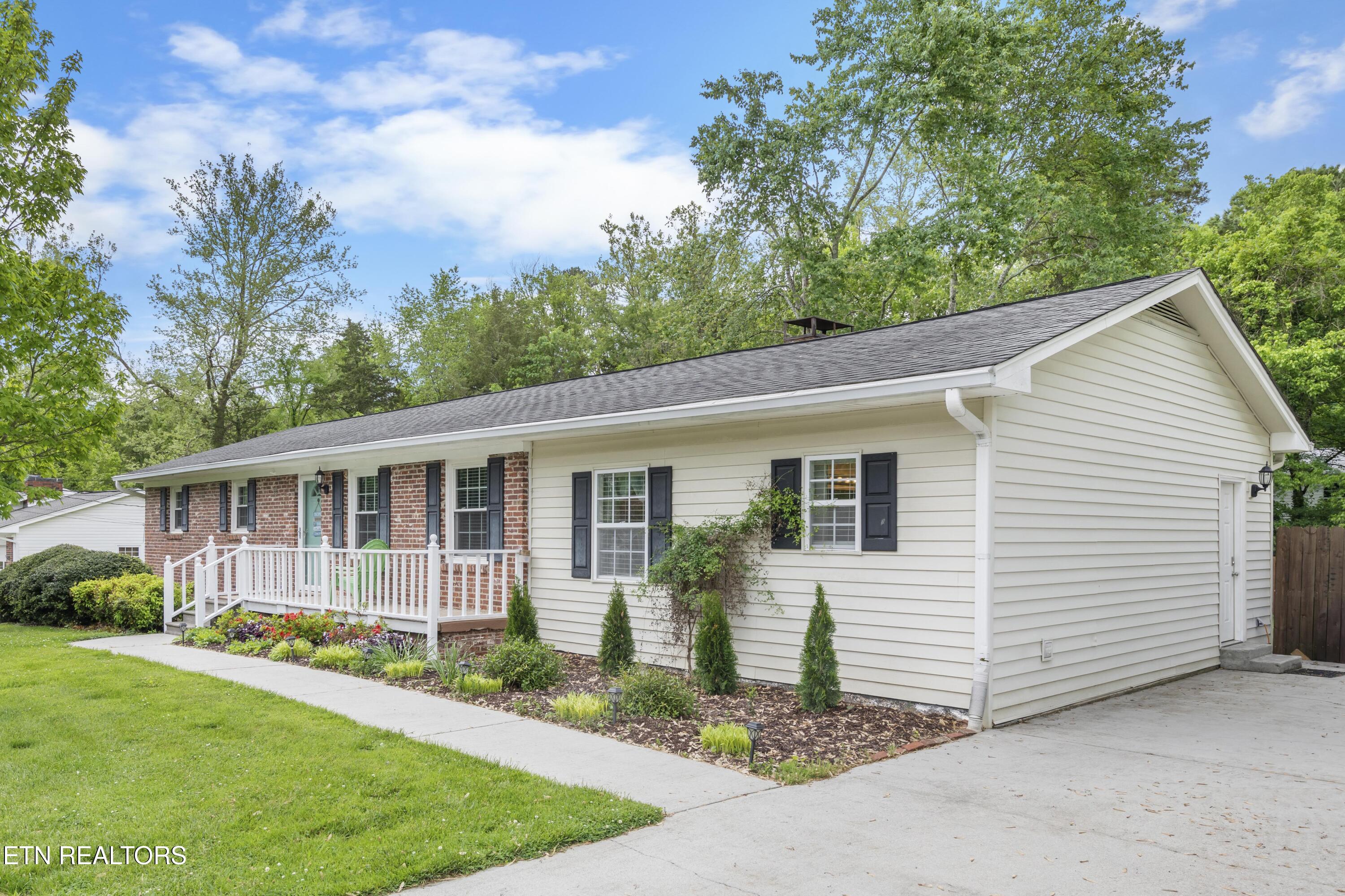 4937 Ada Lane Knoxville TN 37918