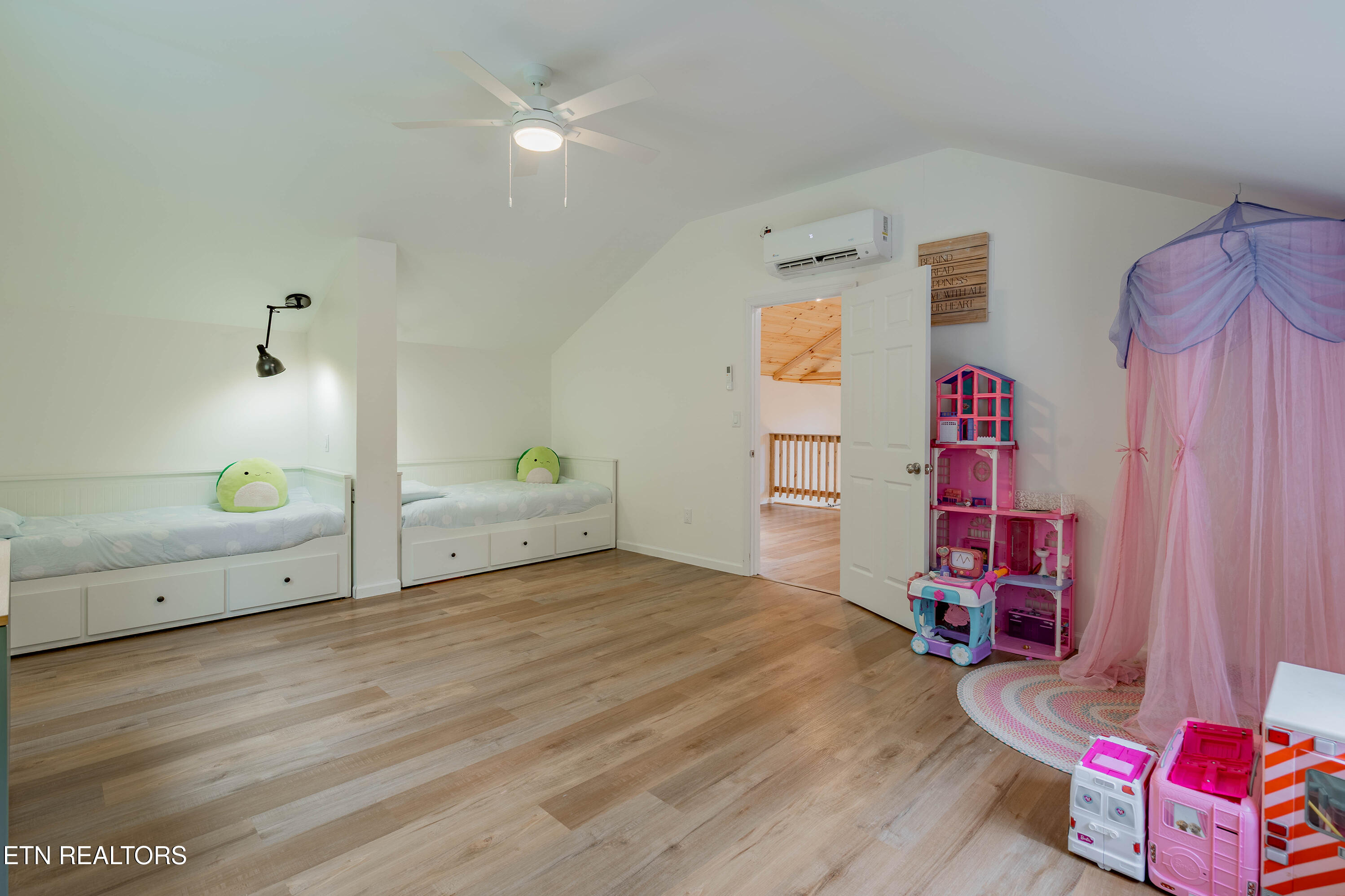131 Bart Woolum Road Lancing TN 37770