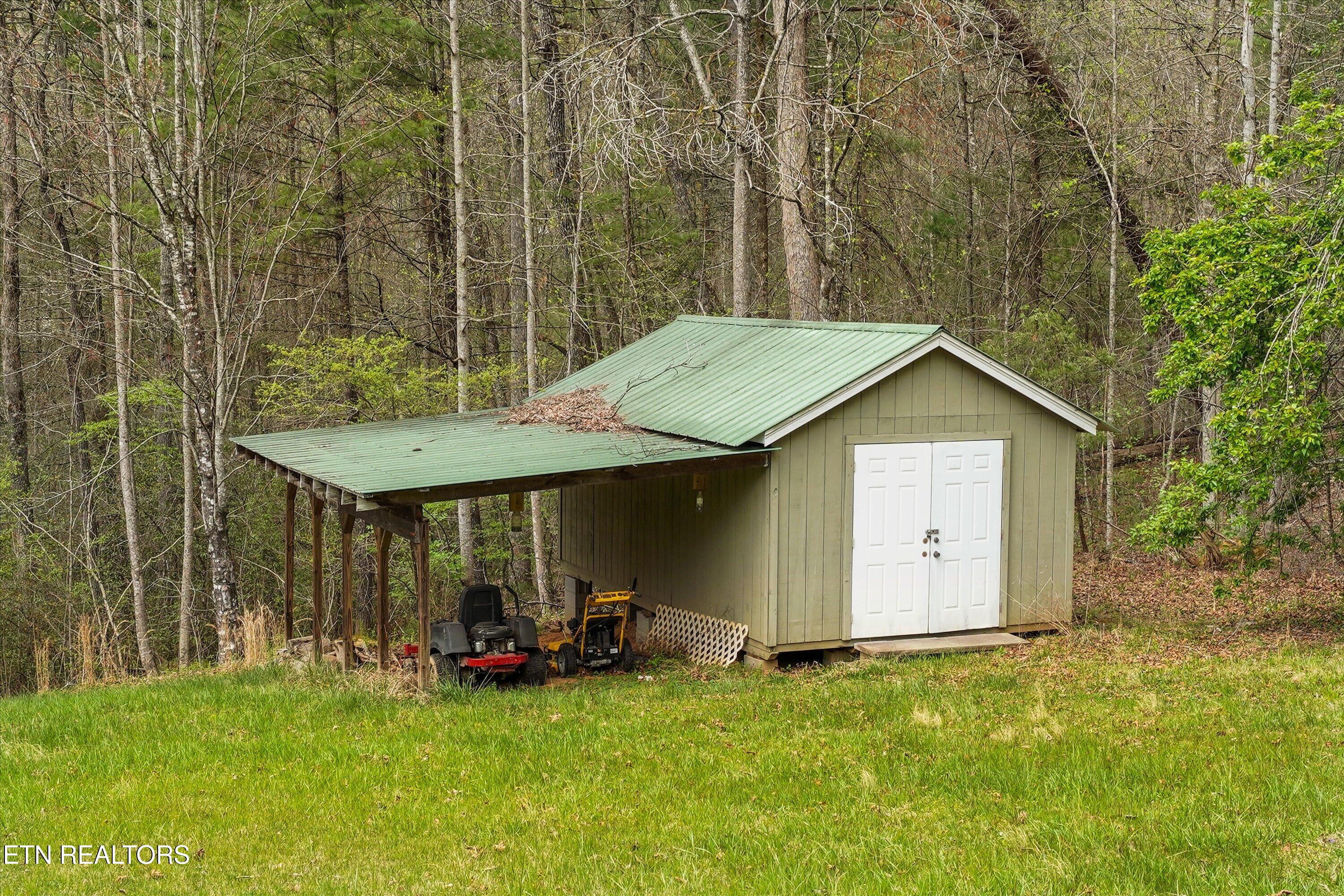117 Cooper Road Tallassee TN 37878