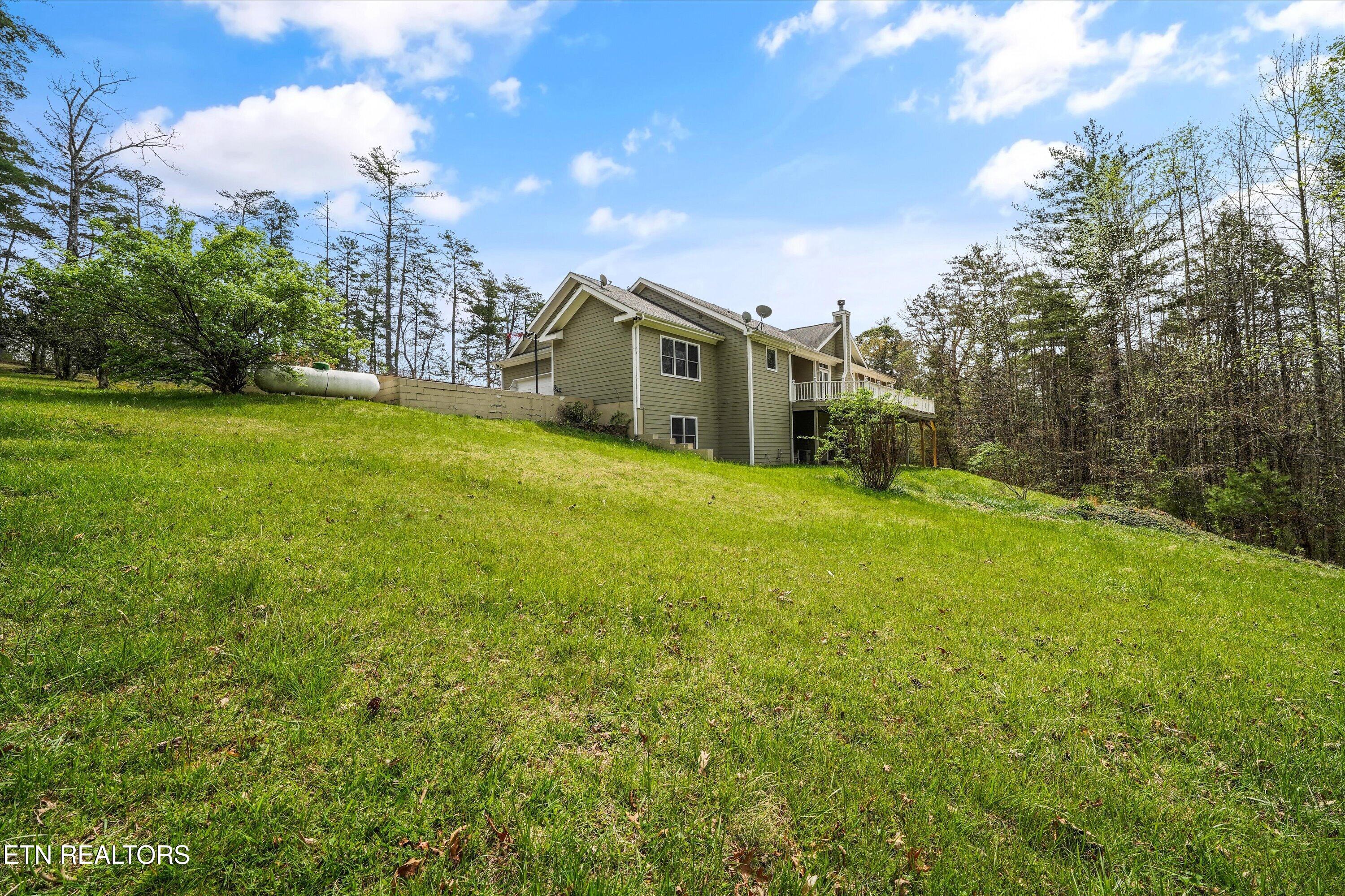 117 Cooper Road Tallassee TN 37878