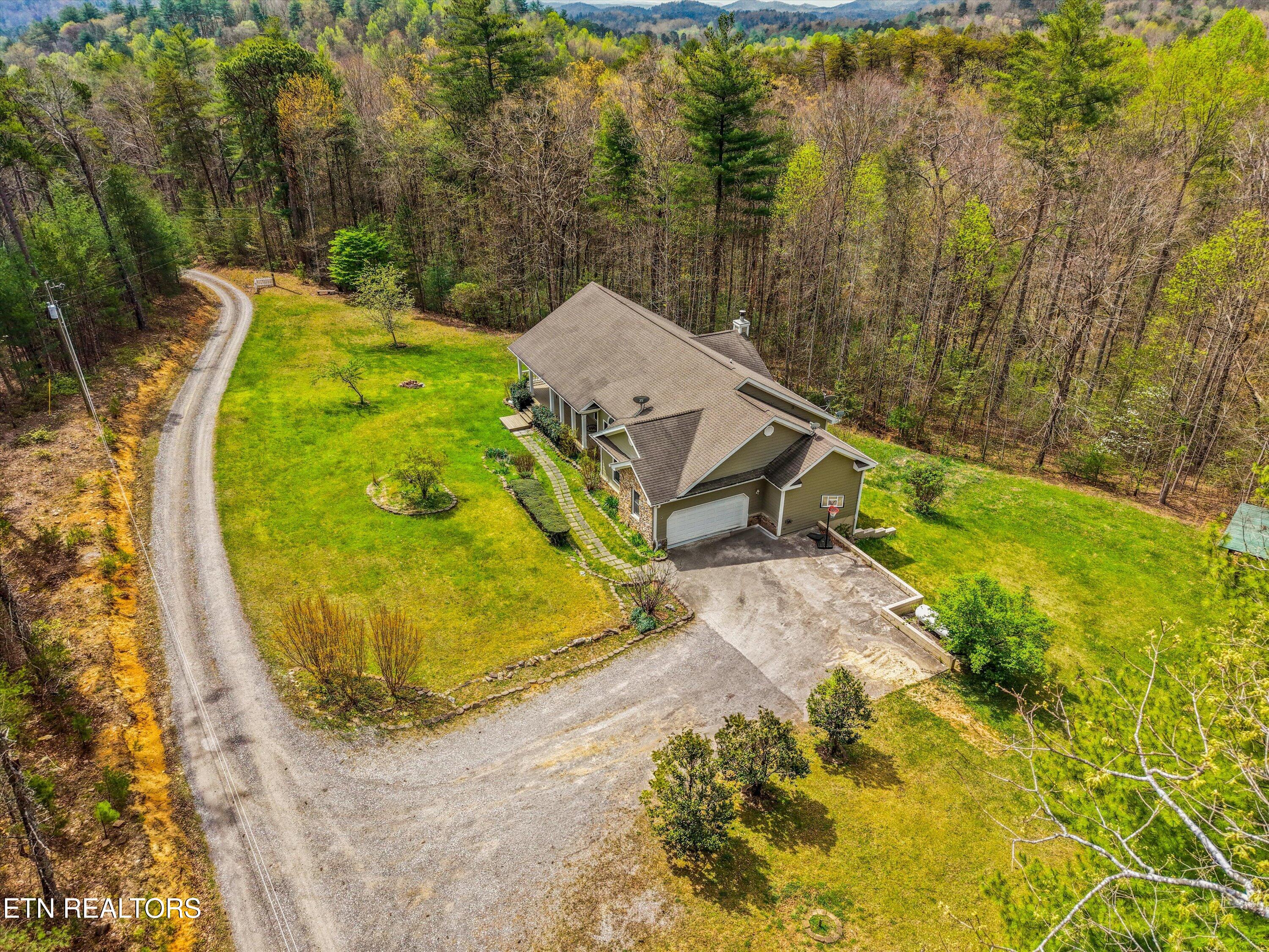 117 Cooper Road Tallassee TN 37878