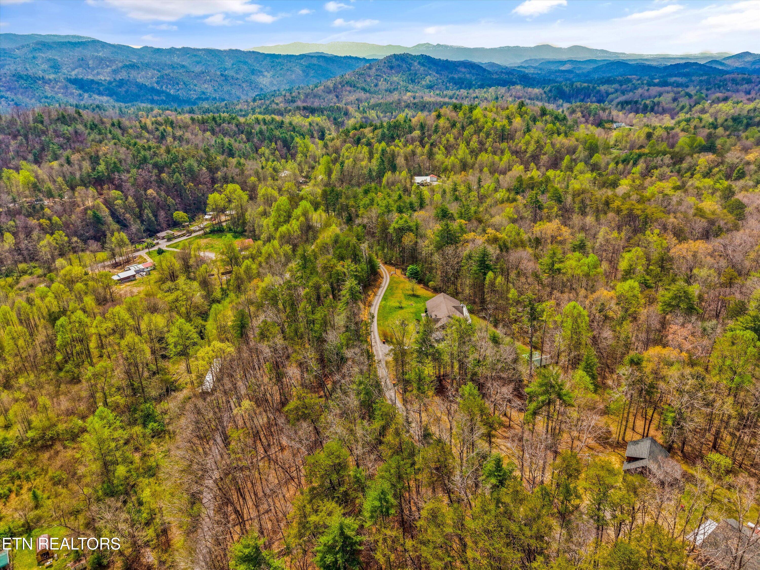 117 Cooper Road Tallassee TN 37878
