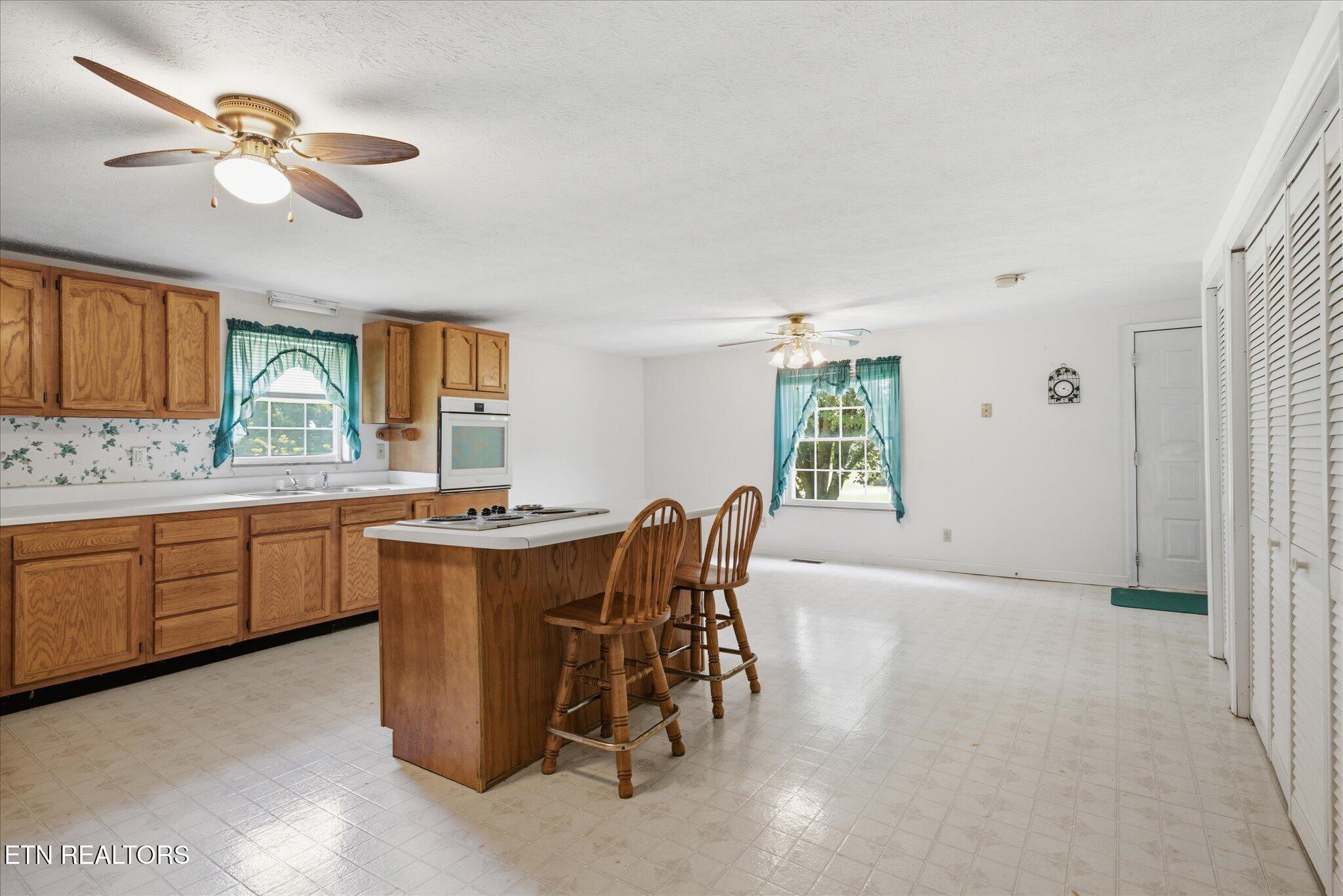 193 Loyston Road Maynardville TN 37807
