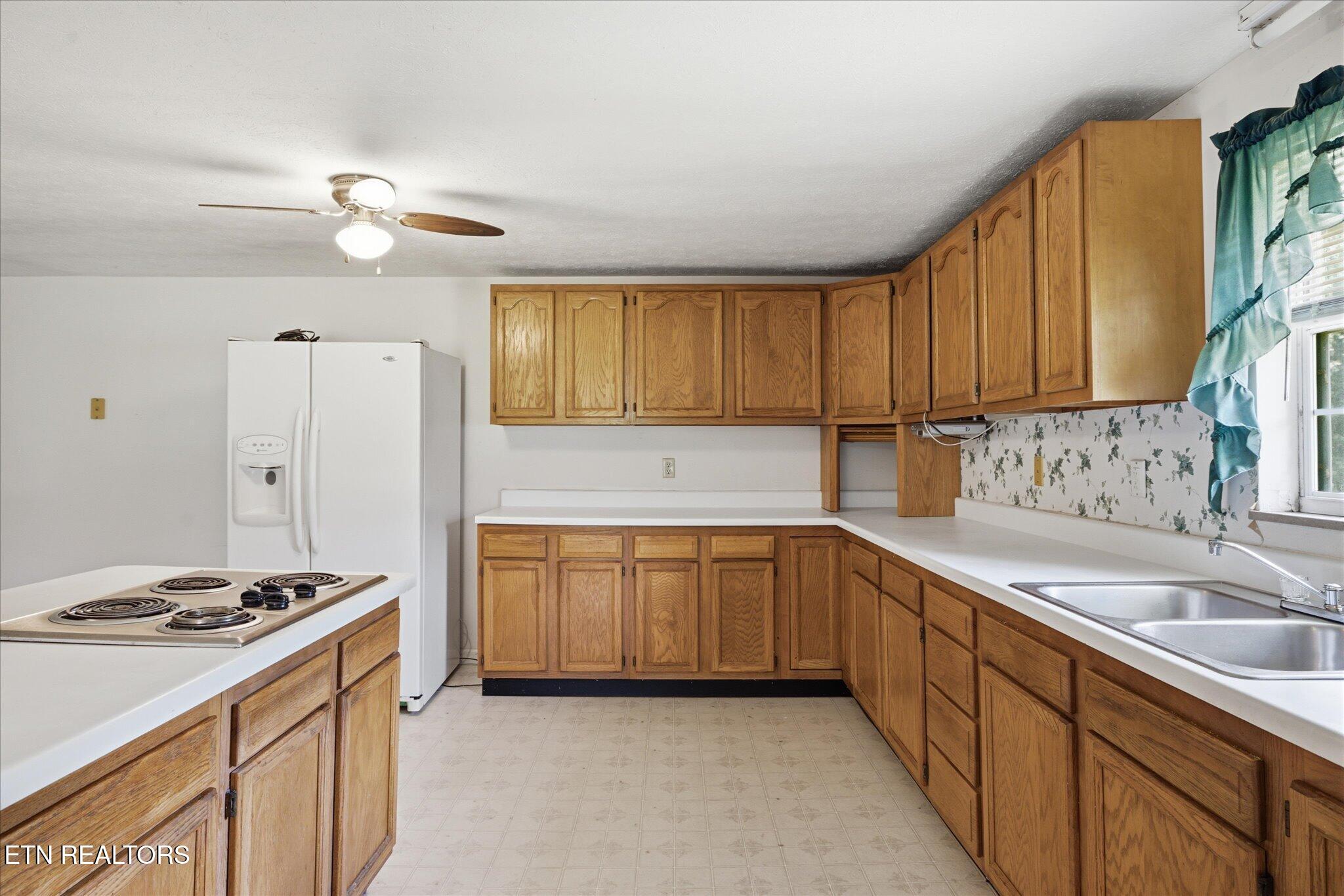 193 Loyston Road Maynardville TN 37807
