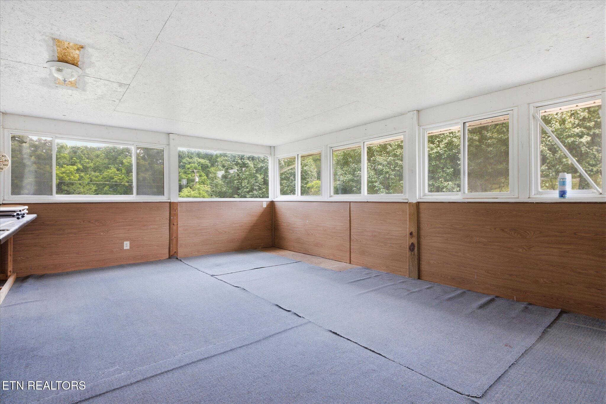 193 Loyston Road Maynardville TN 37807