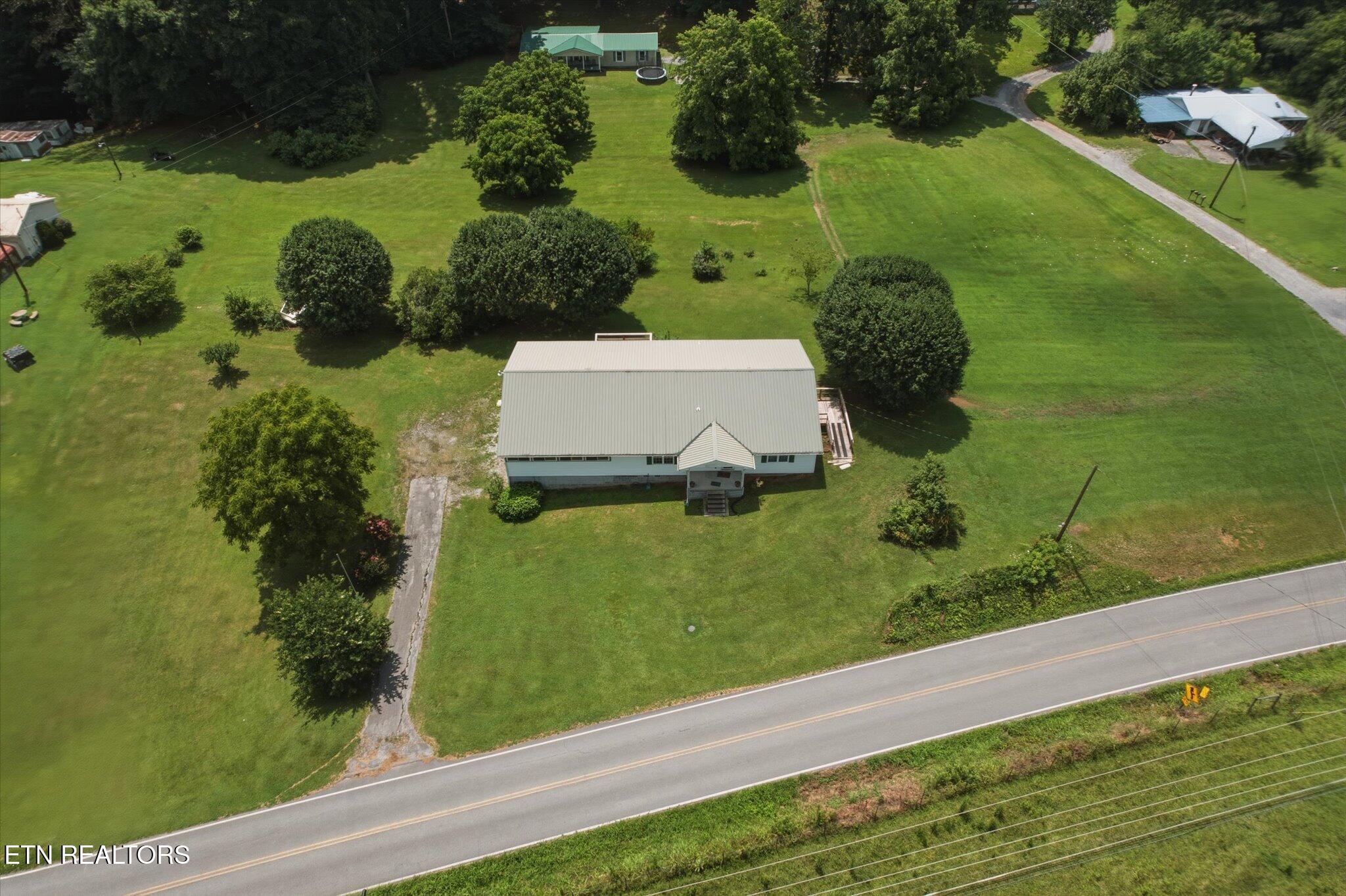193 Loyston Road Maynardville TN 37807