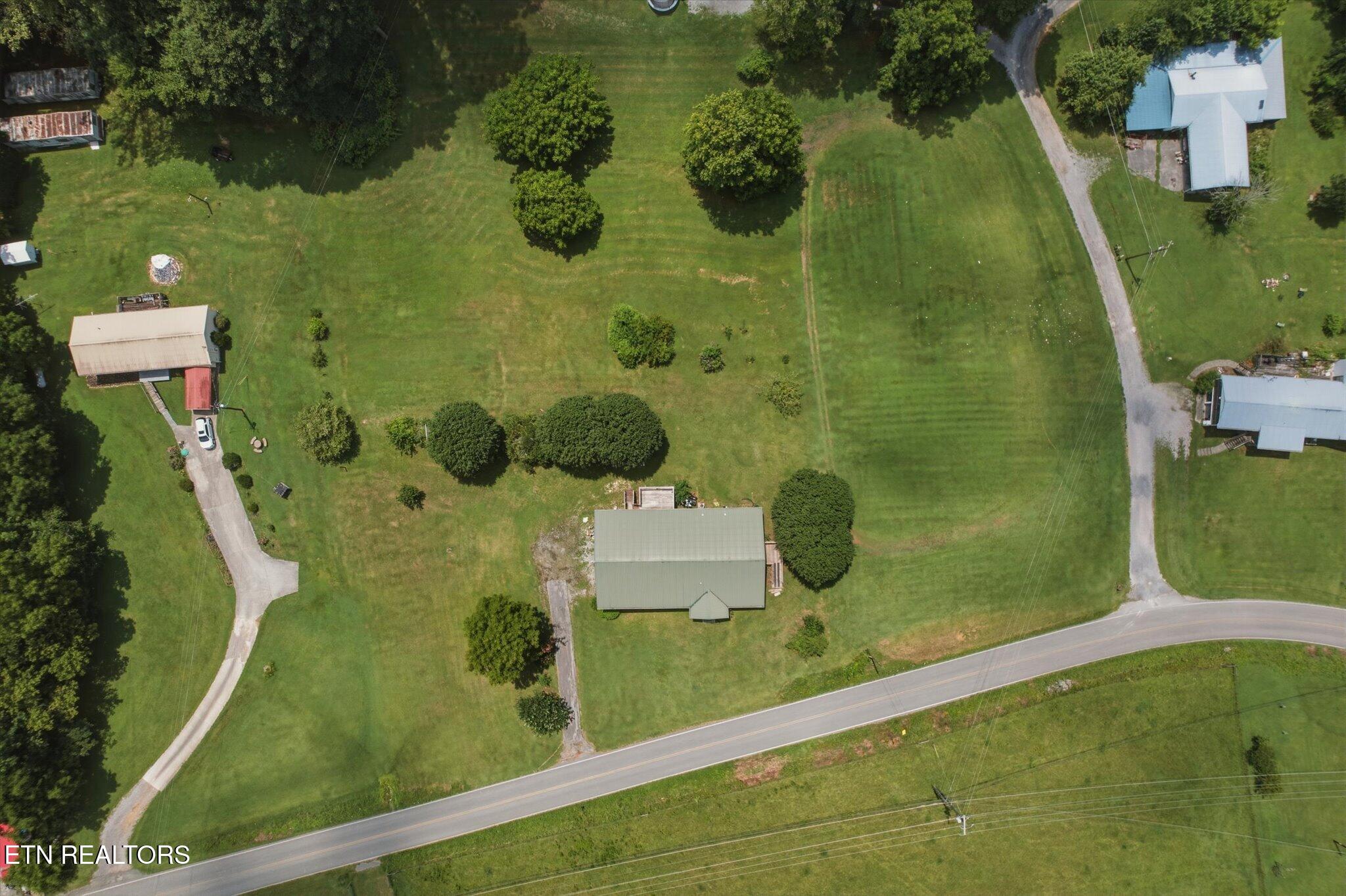 193 Loyston Road Maynardville TN 37807