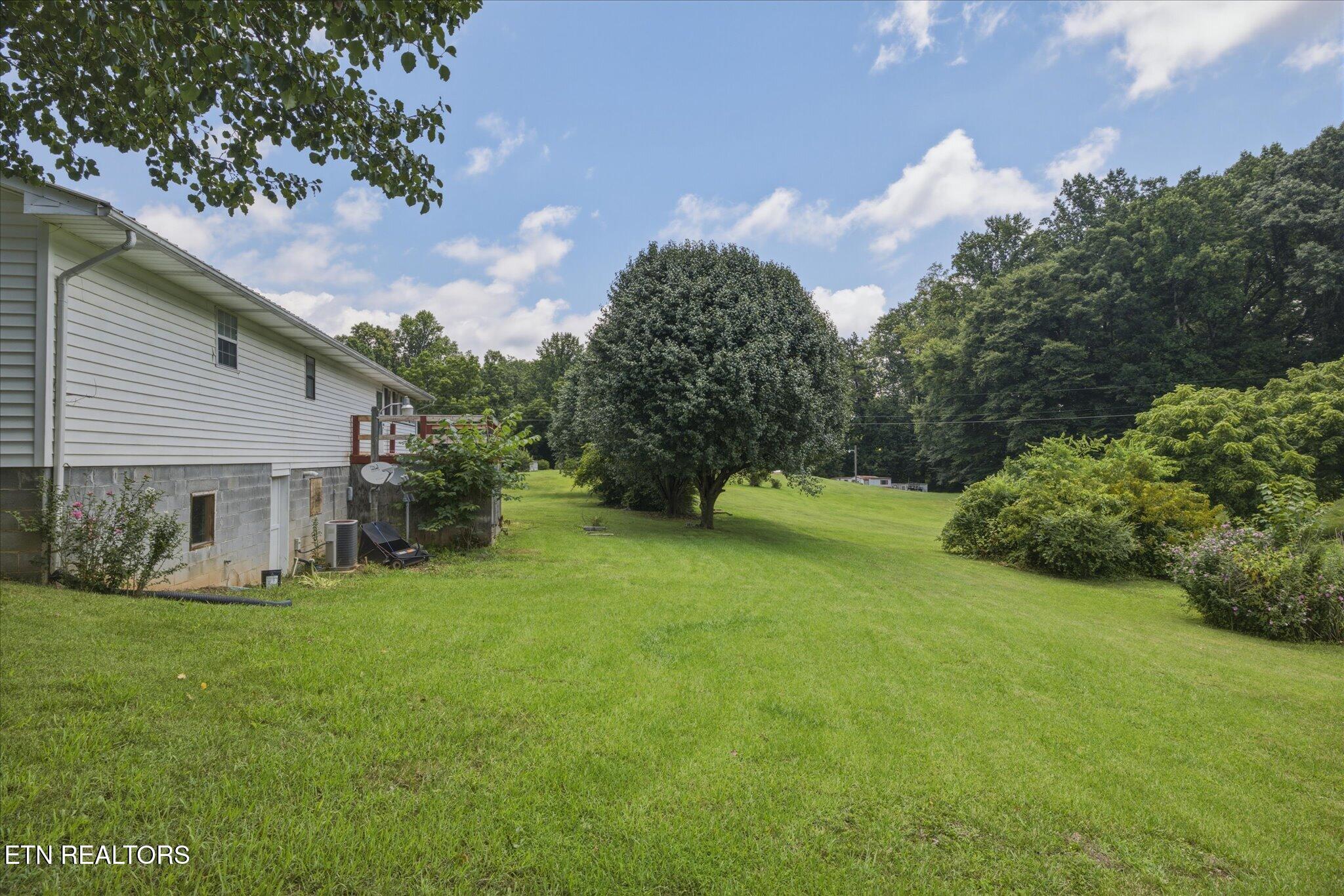 193 Loyston Road Maynardville TN 37807