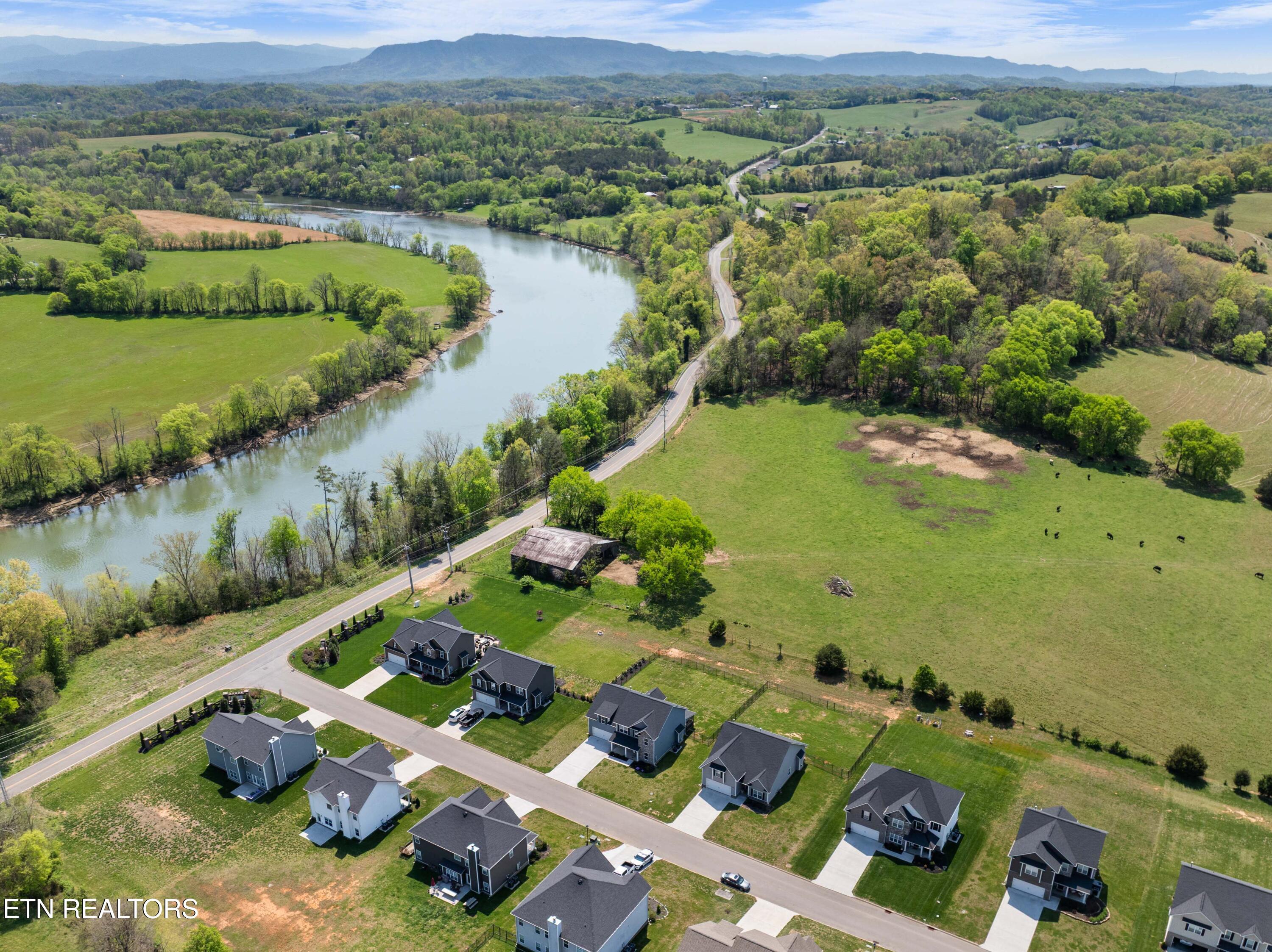 2013 Farm Boulevard Sevierville TN 37876