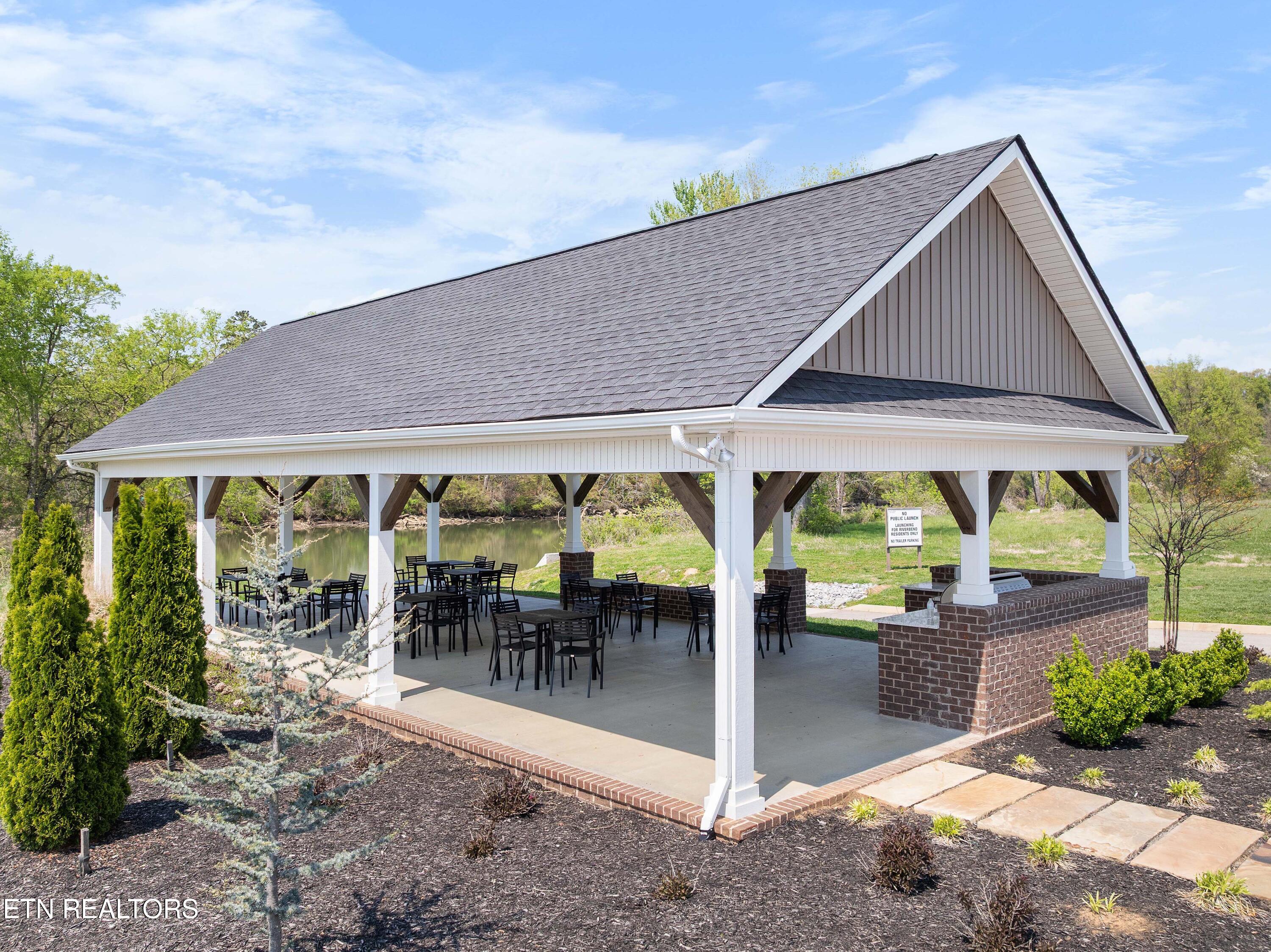 2013 Farm Boulevard Sevierville TN 37876