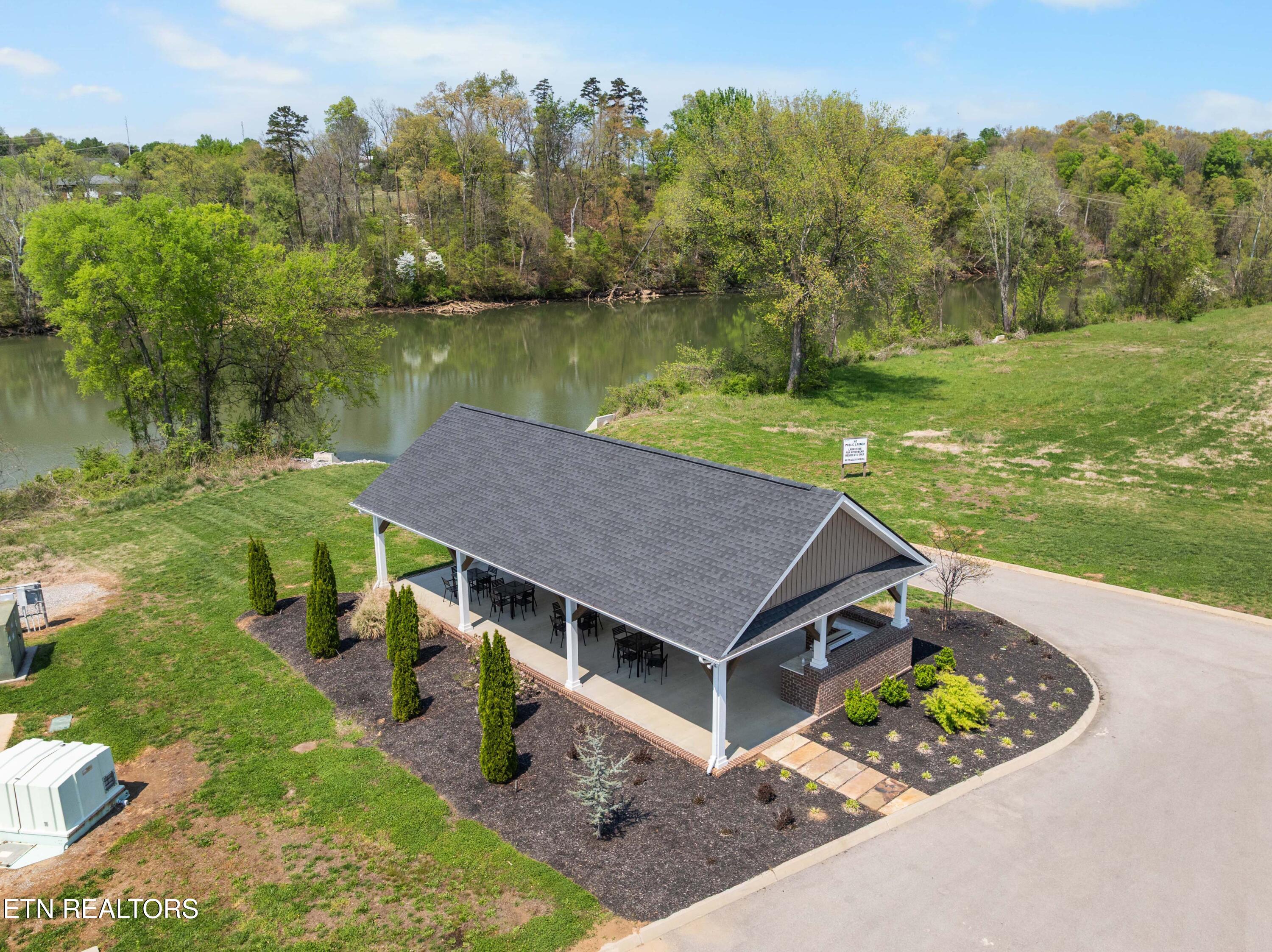 2013 Farm Boulevard Sevierville TN 37876