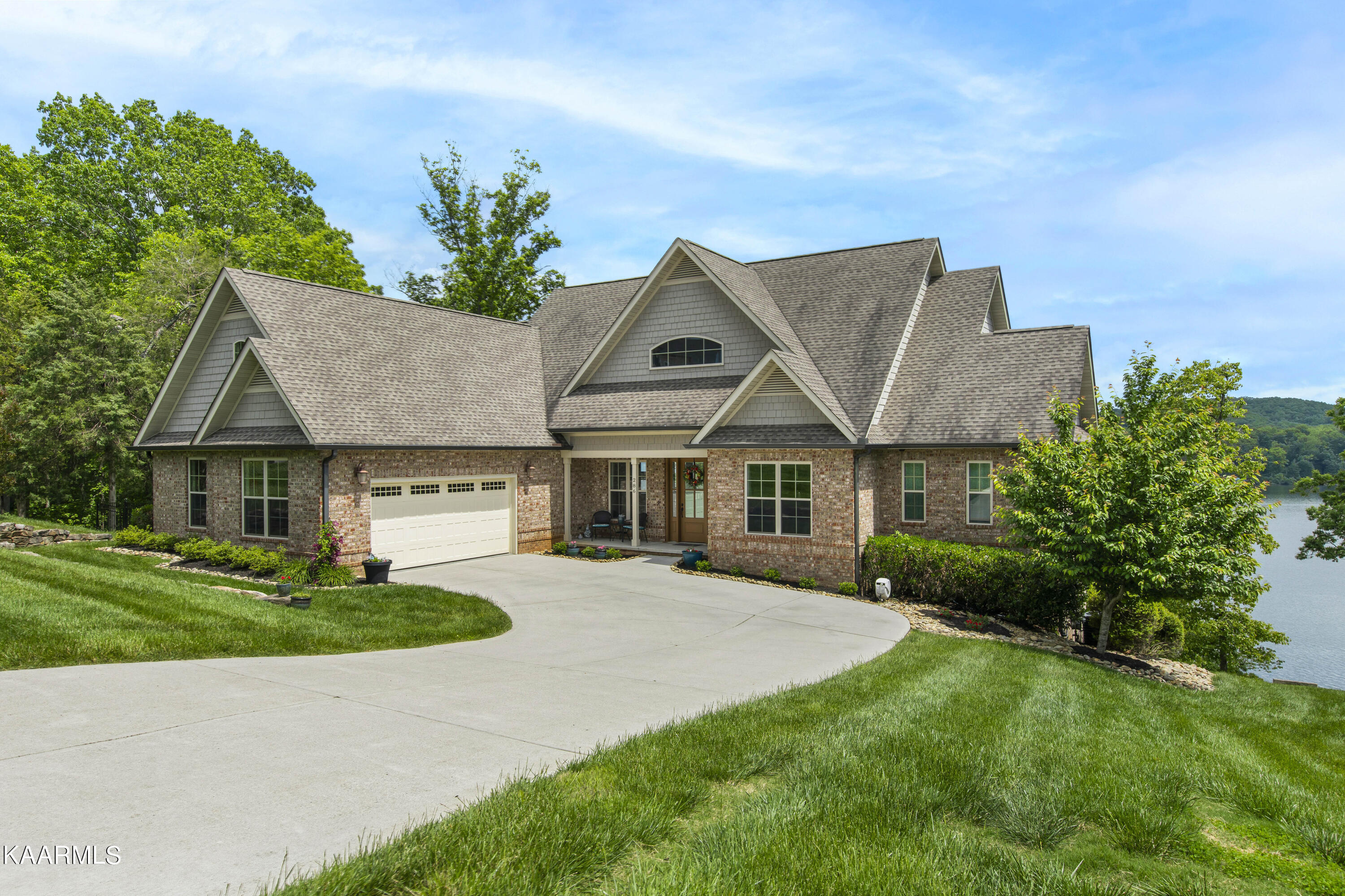 286 Serenity Drive Harriman TN 37748