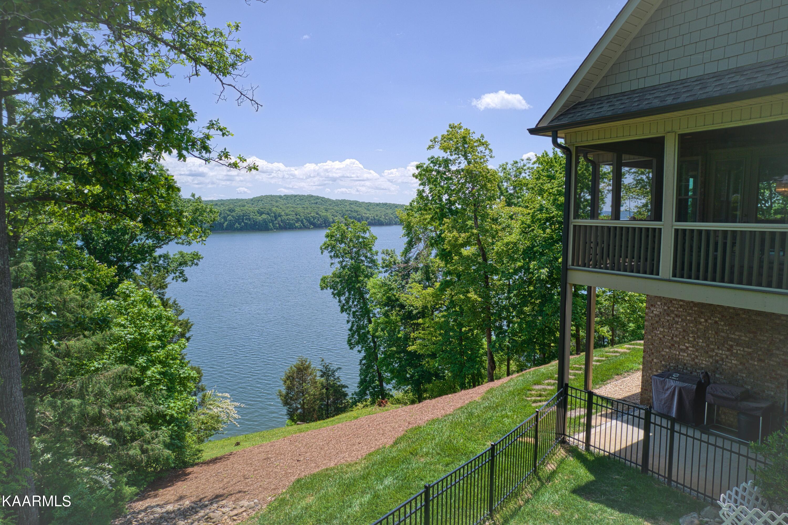 286 Serenity Drive Harriman TN 37748