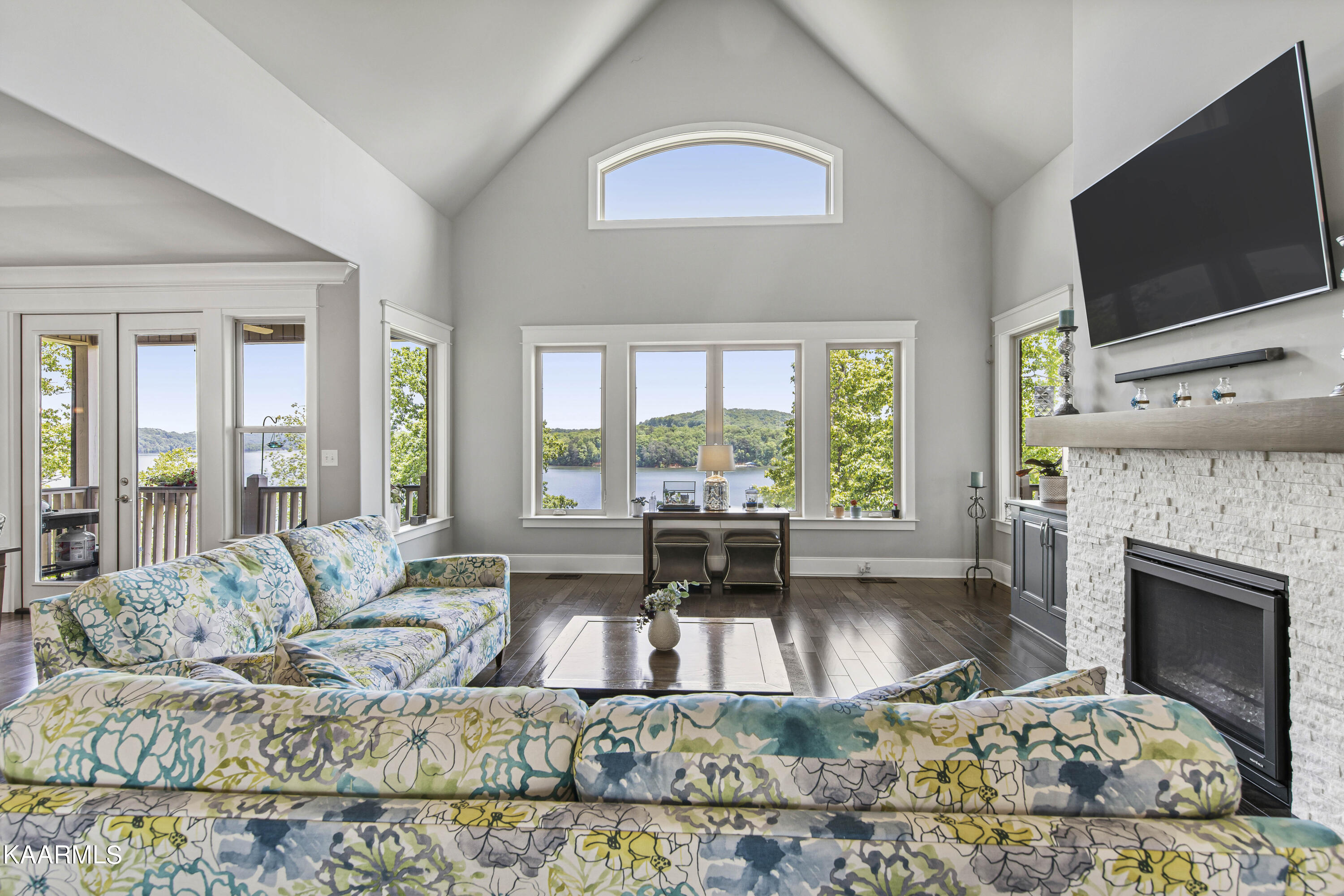 286 Serenity Drive Harriman TN 37748