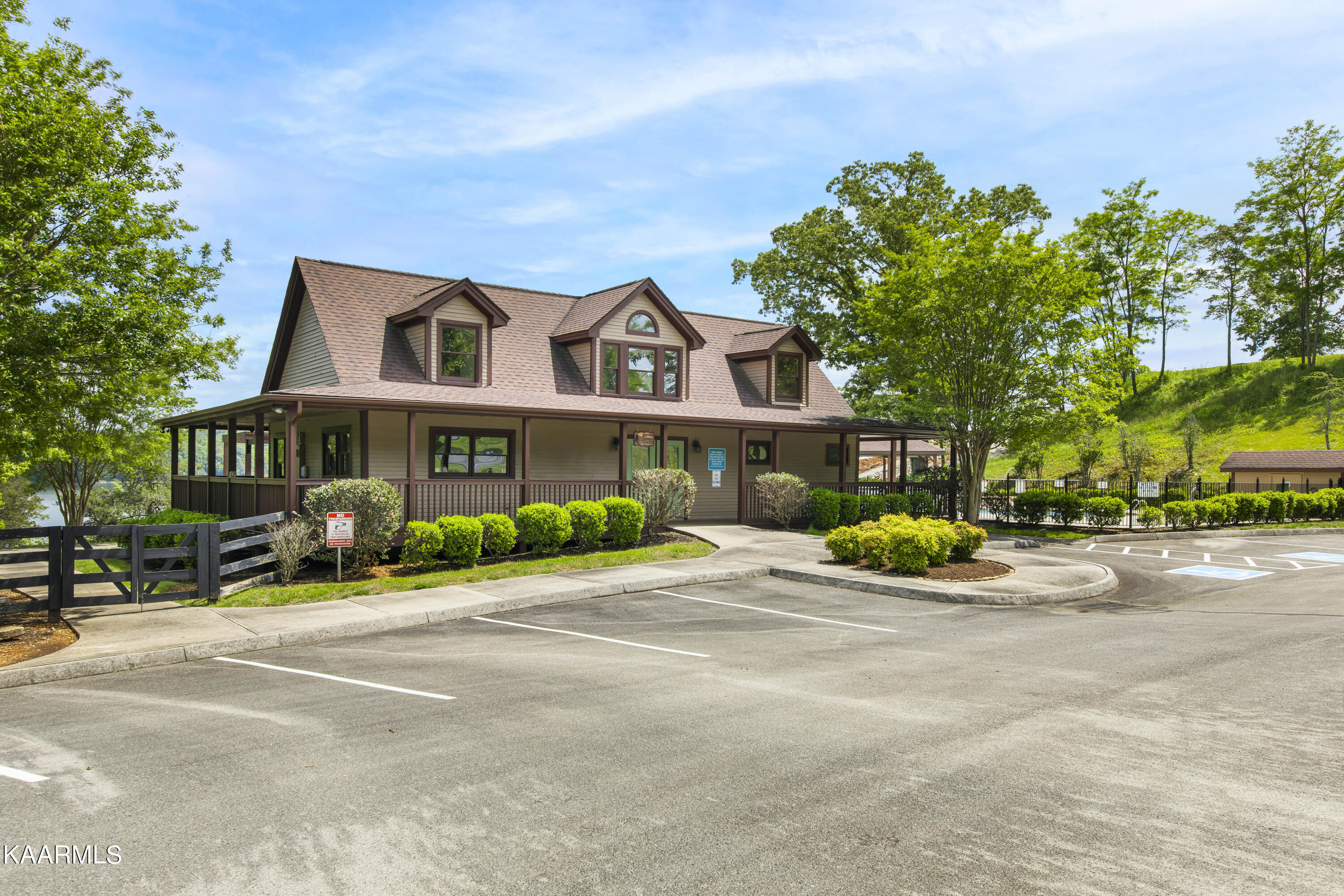 286 Serenity Drive Harriman TN 37748