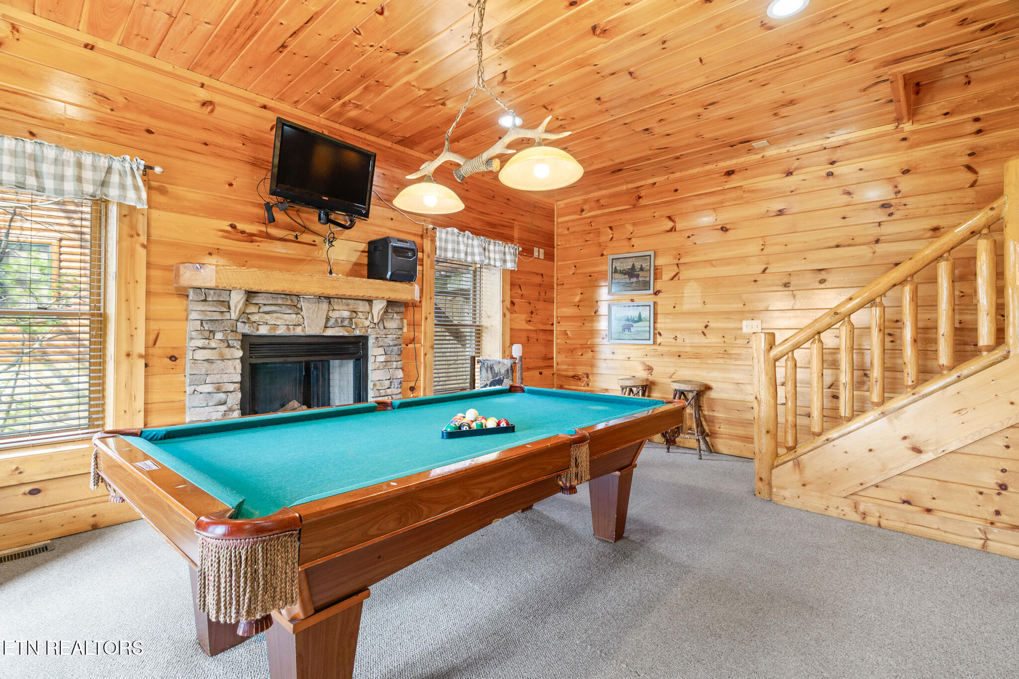 1734 Summit View Way Pigeon Forge TN 37862