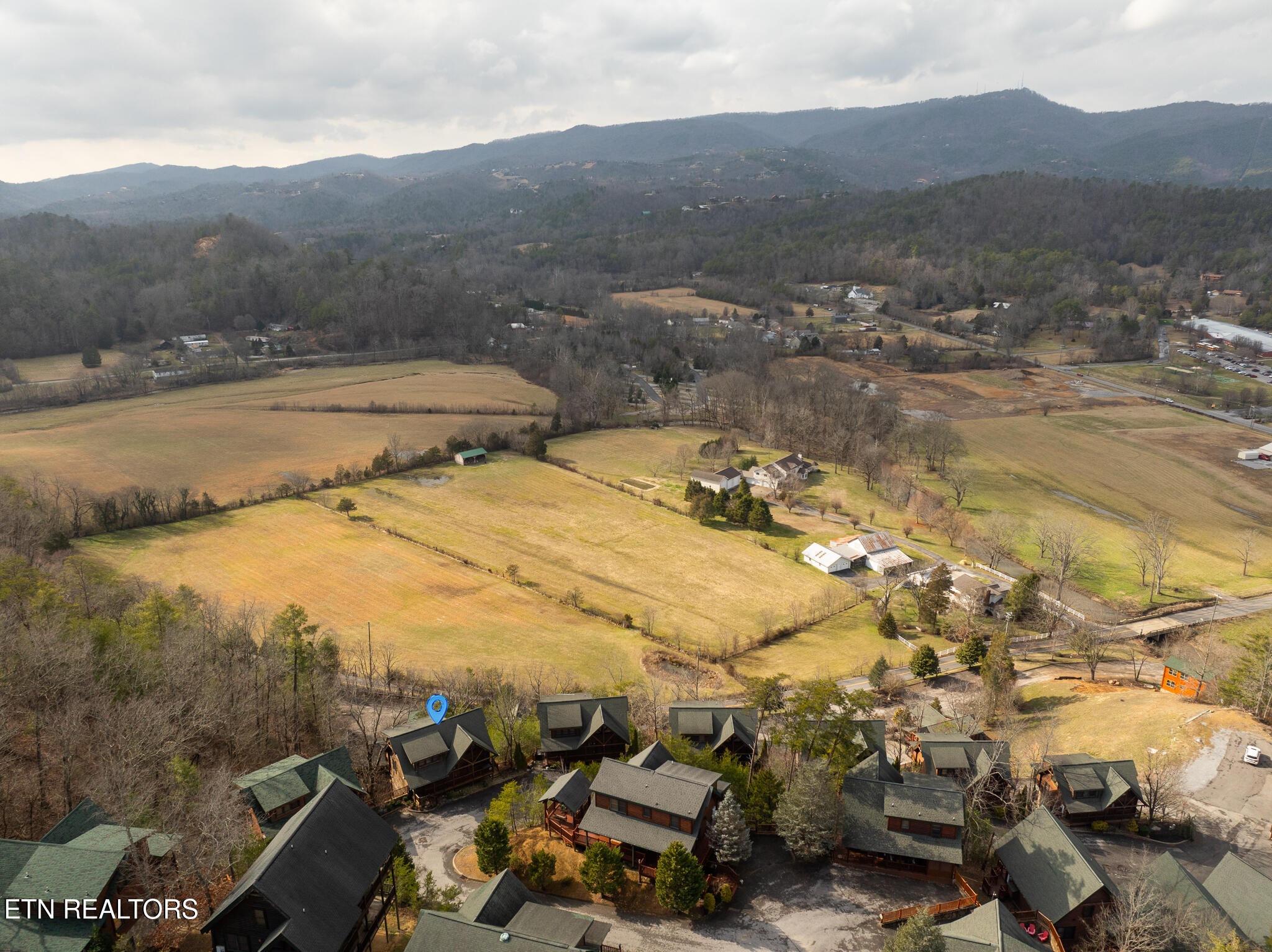1734 Summit View Way Pigeon Forge TN 37862