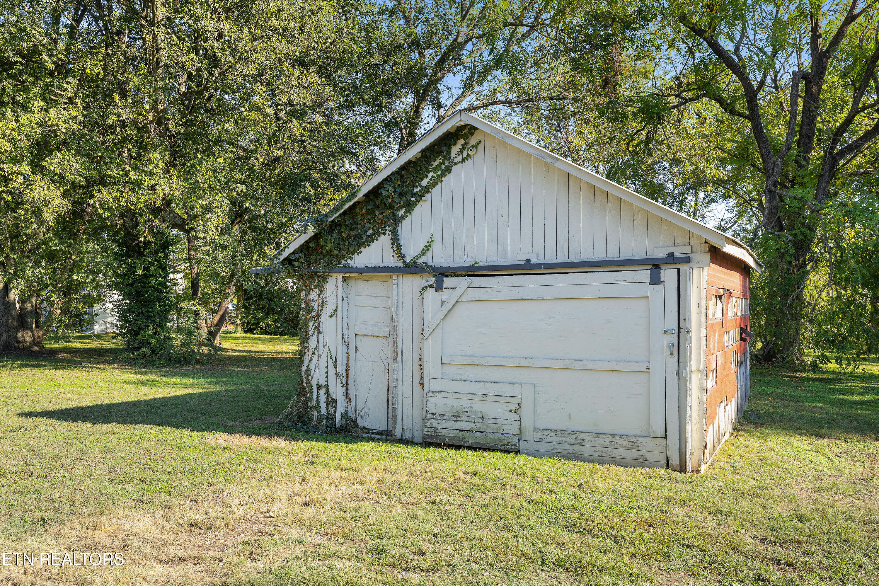 2622 Woodrow Drive Knoxville TN 37918