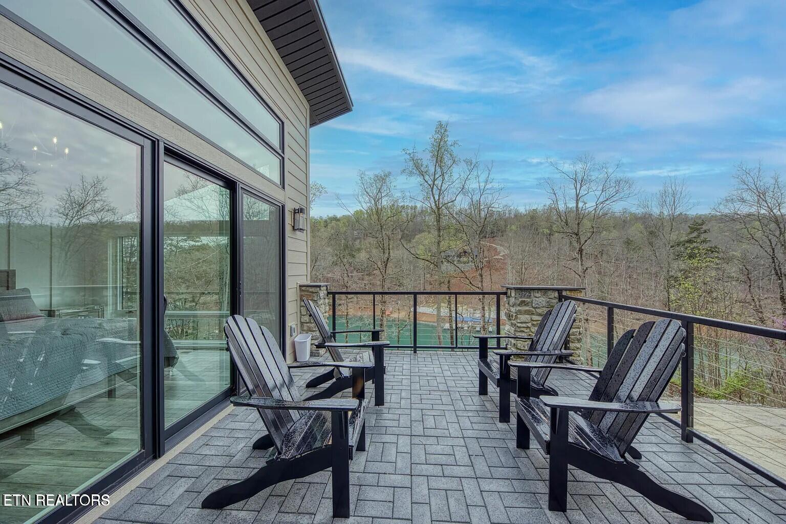 318 Carp Lane Lafollette TN 37766