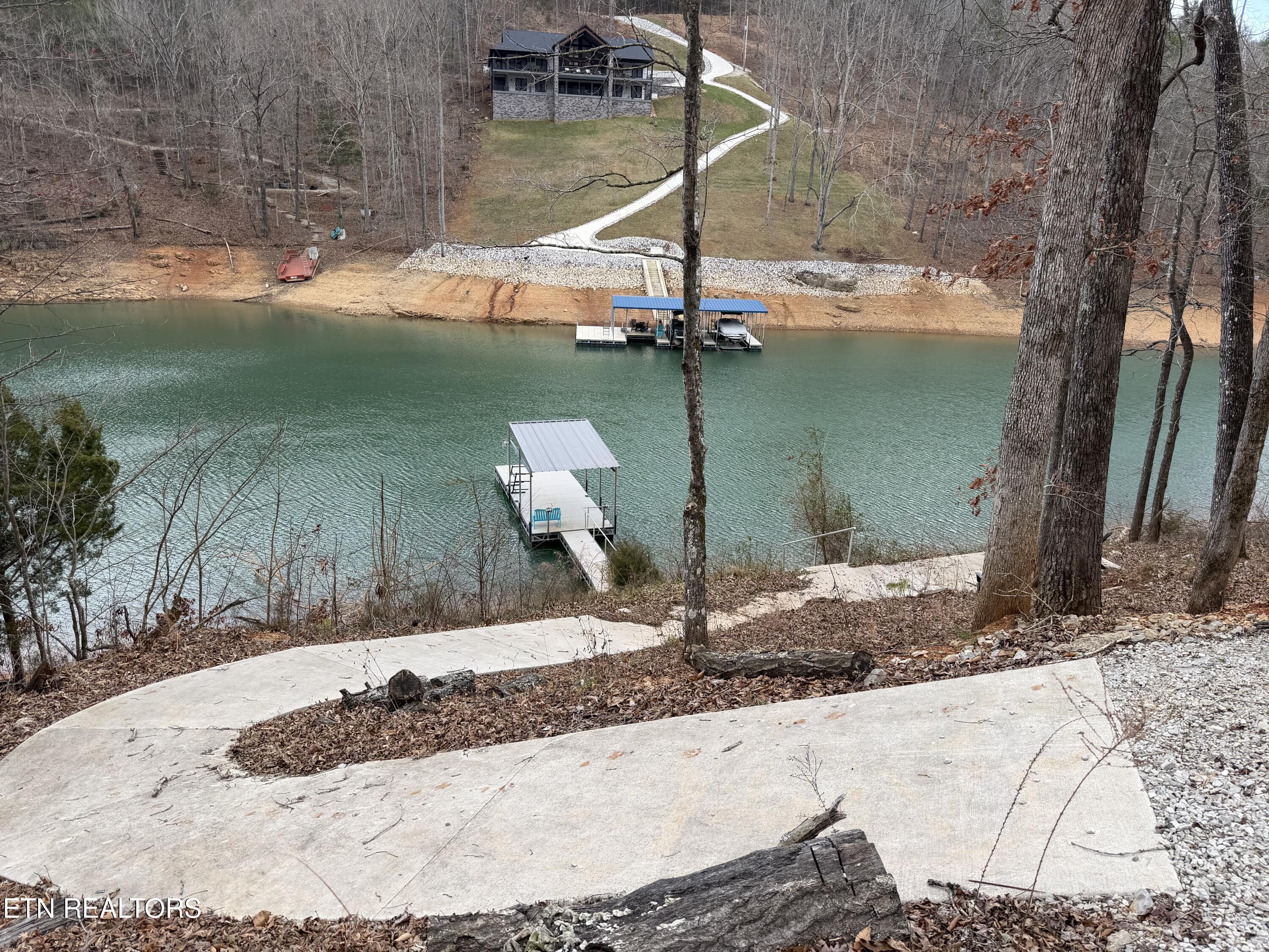 318 Carp Lane Lafollette TN 37766