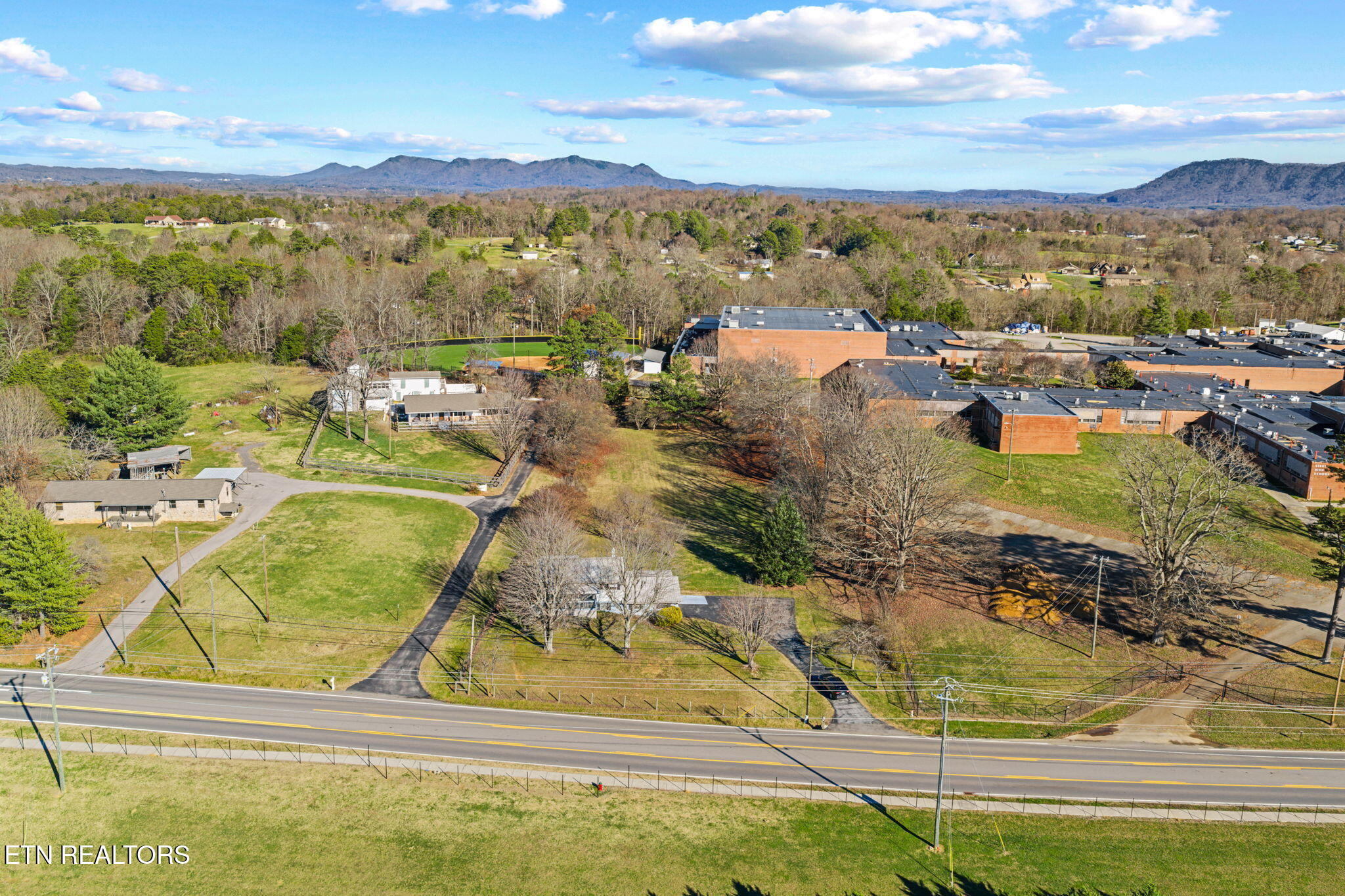 7700 Tazewell Pike Corryton TN 37721