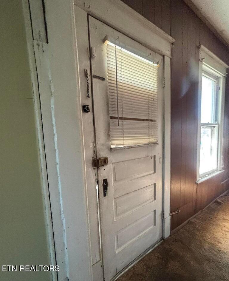 122 Ohio Avenue Etowah TN 37331