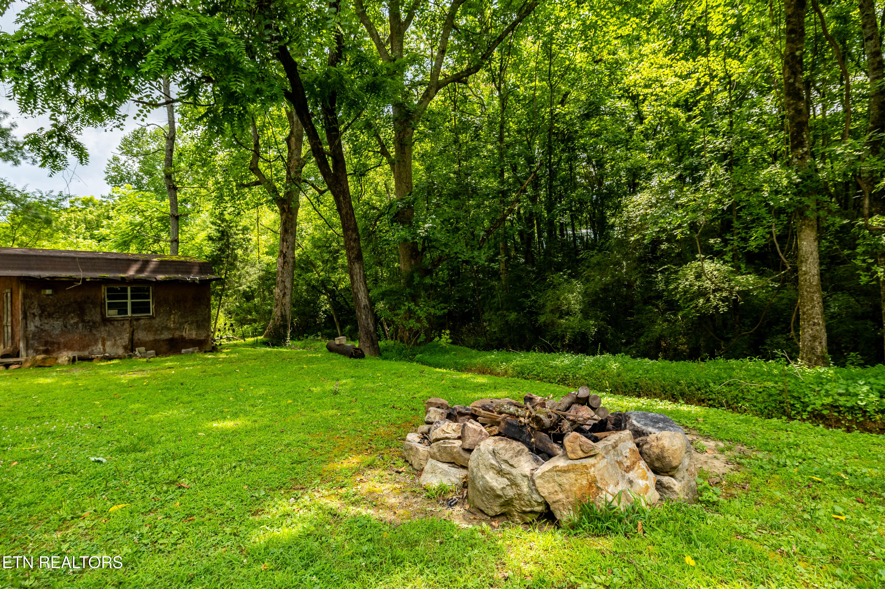 143 Old West Millers Cove Road Walland TN 37886