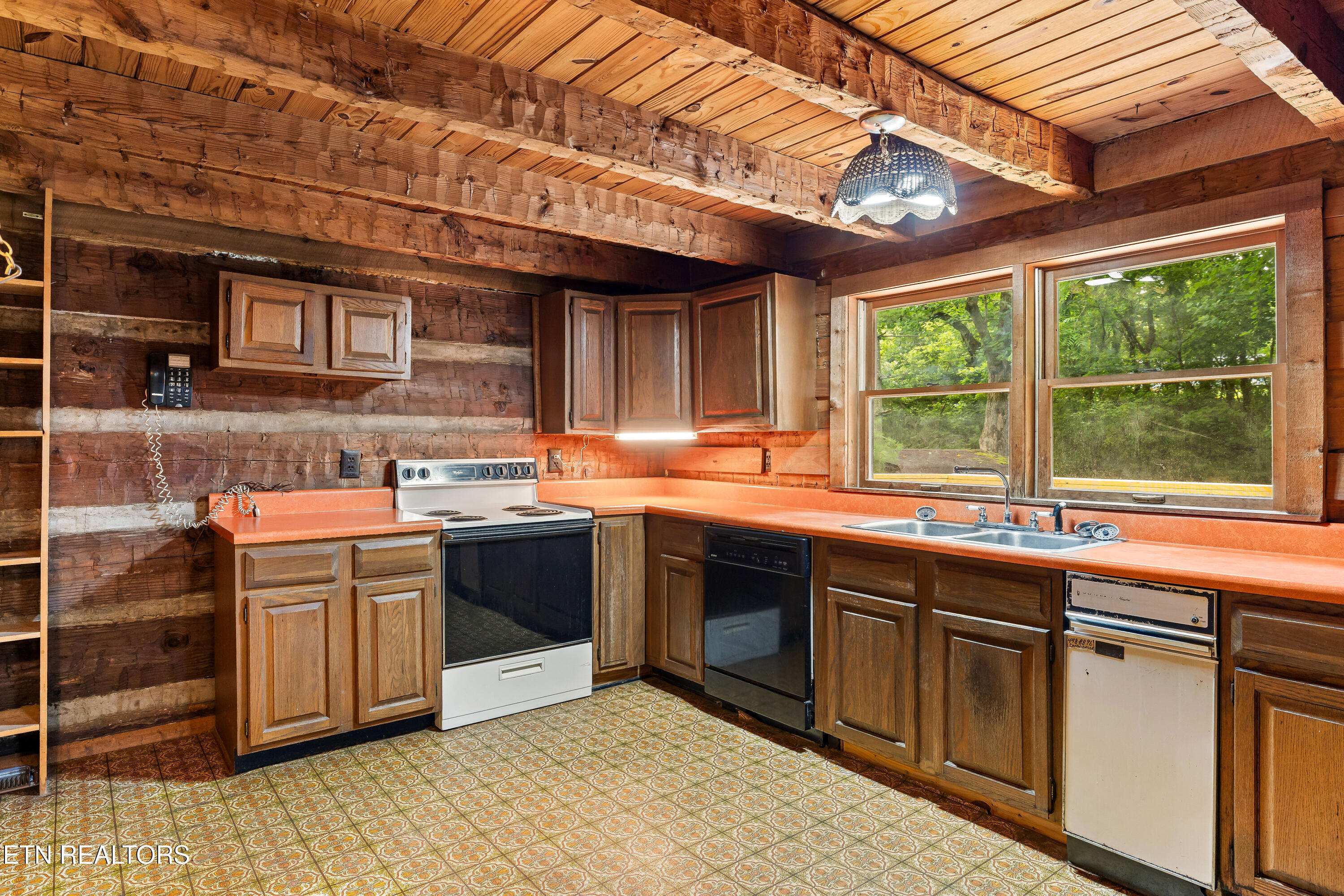 143 Old West Millers Cove Road Walland TN 37886