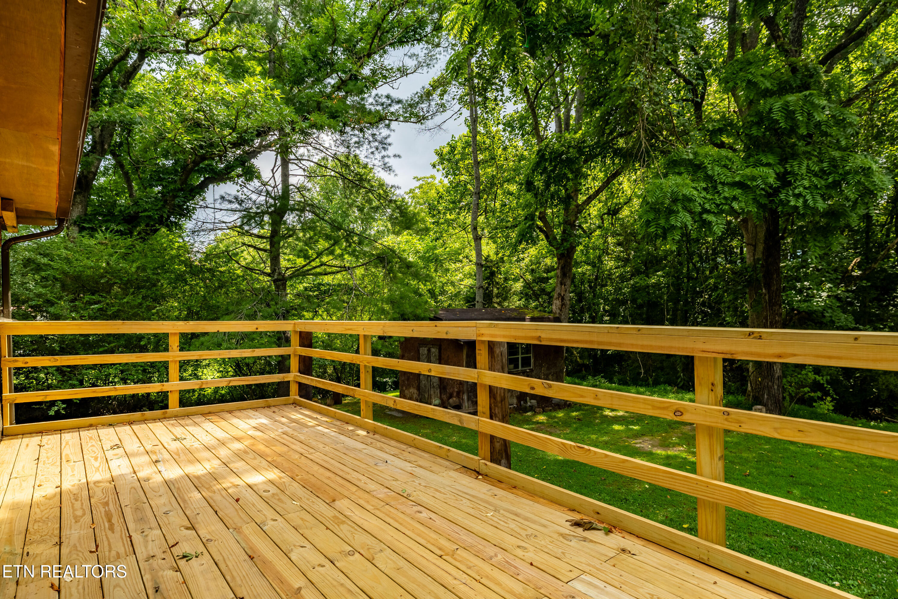 143 Old West Millers Cove Road Walland TN 37886