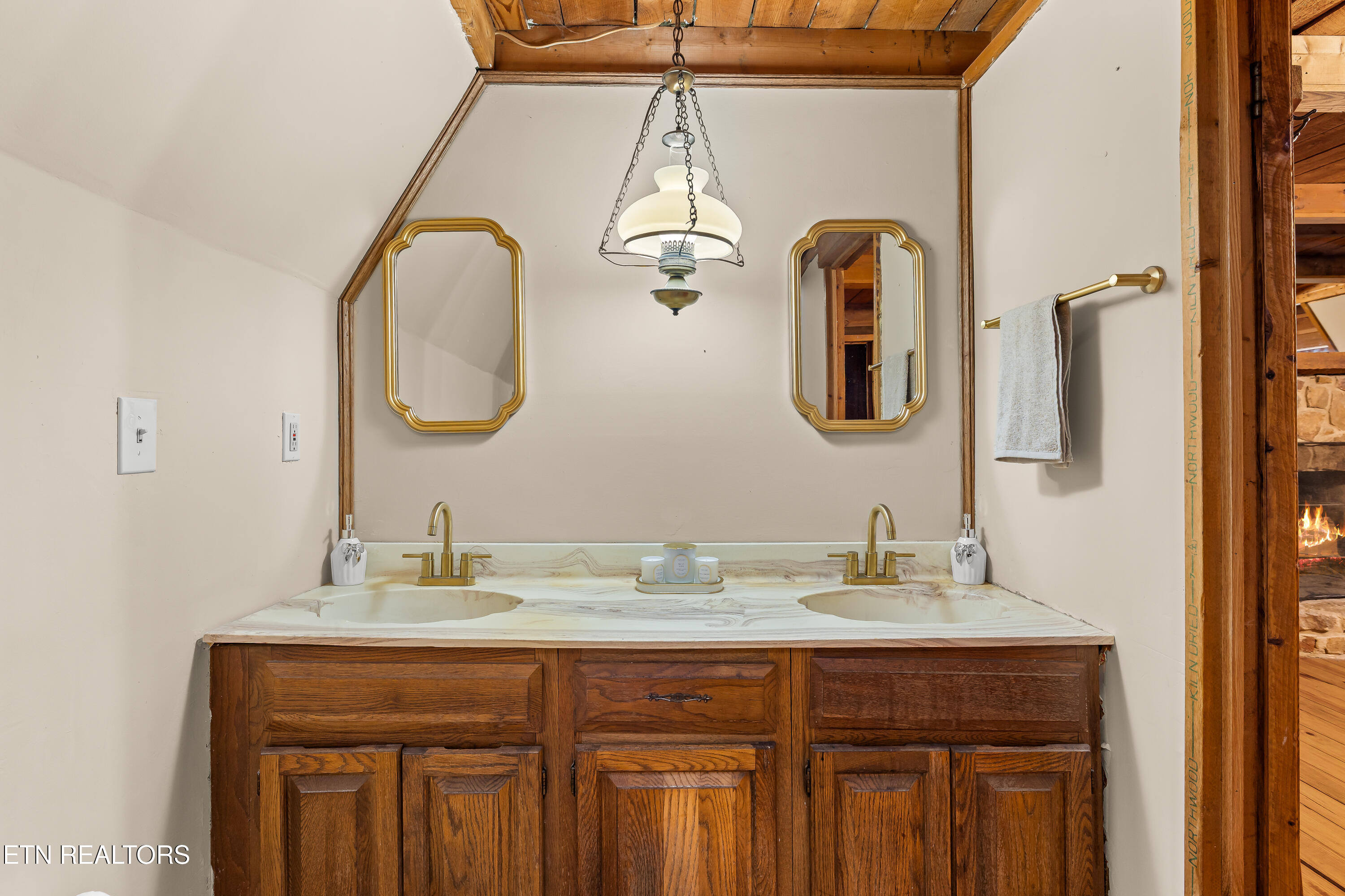 143 Old West Millers Cove Road Walland TN 37886