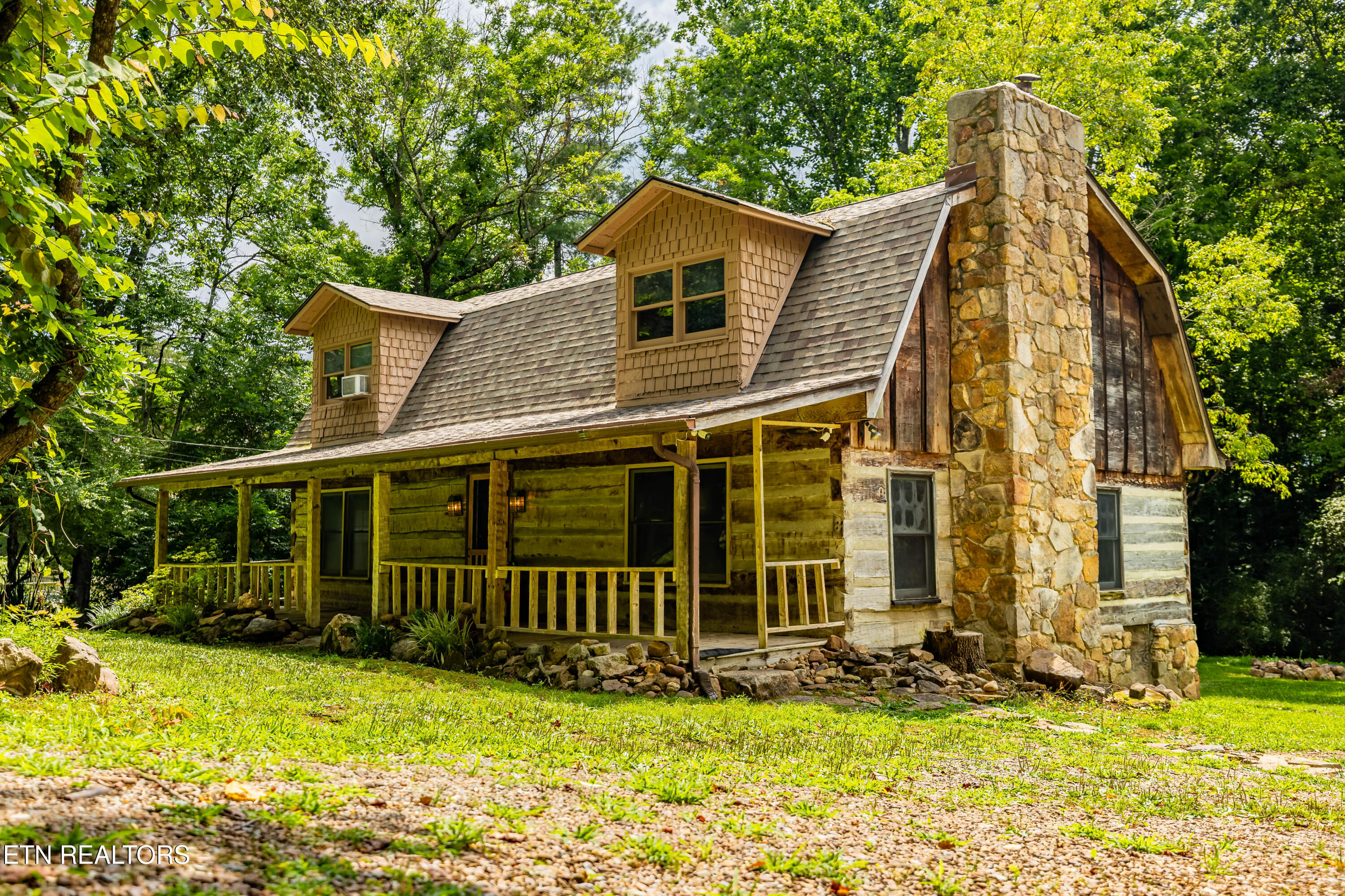 143 Old West Millers Cove Road Walland TN 37886