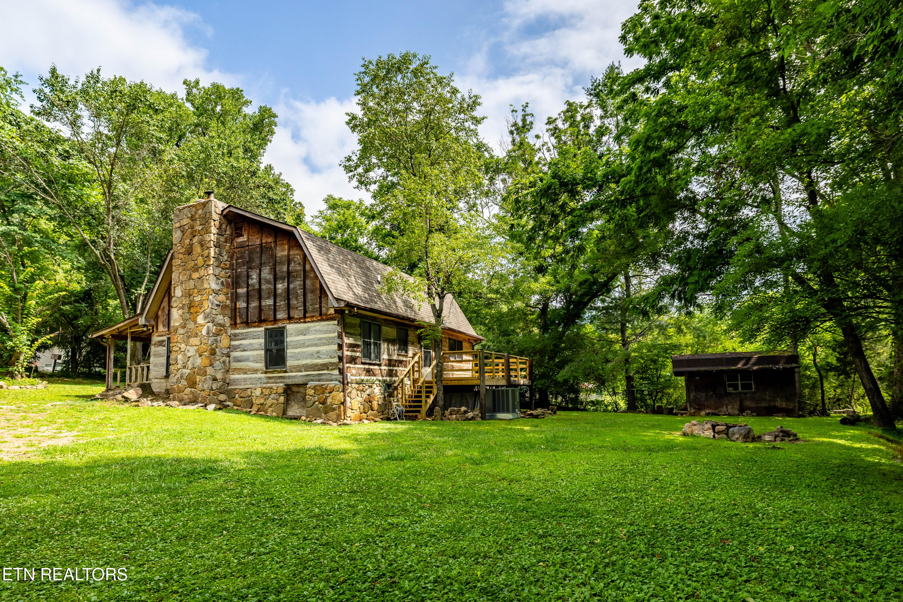 143 Old West Millers Cove Road Walland TN 37886
