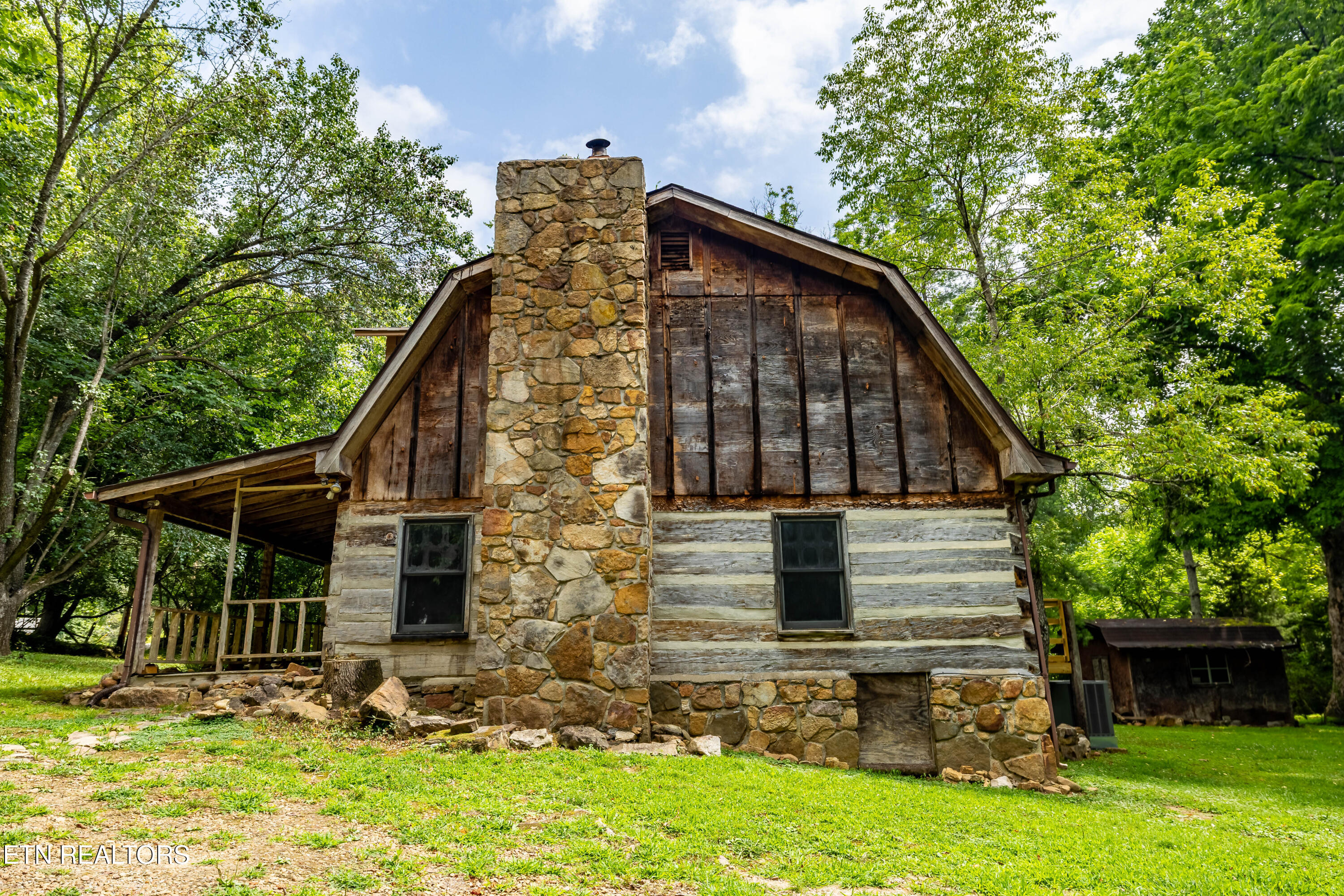 143 Old West Millers Cove Road Walland TN 37886