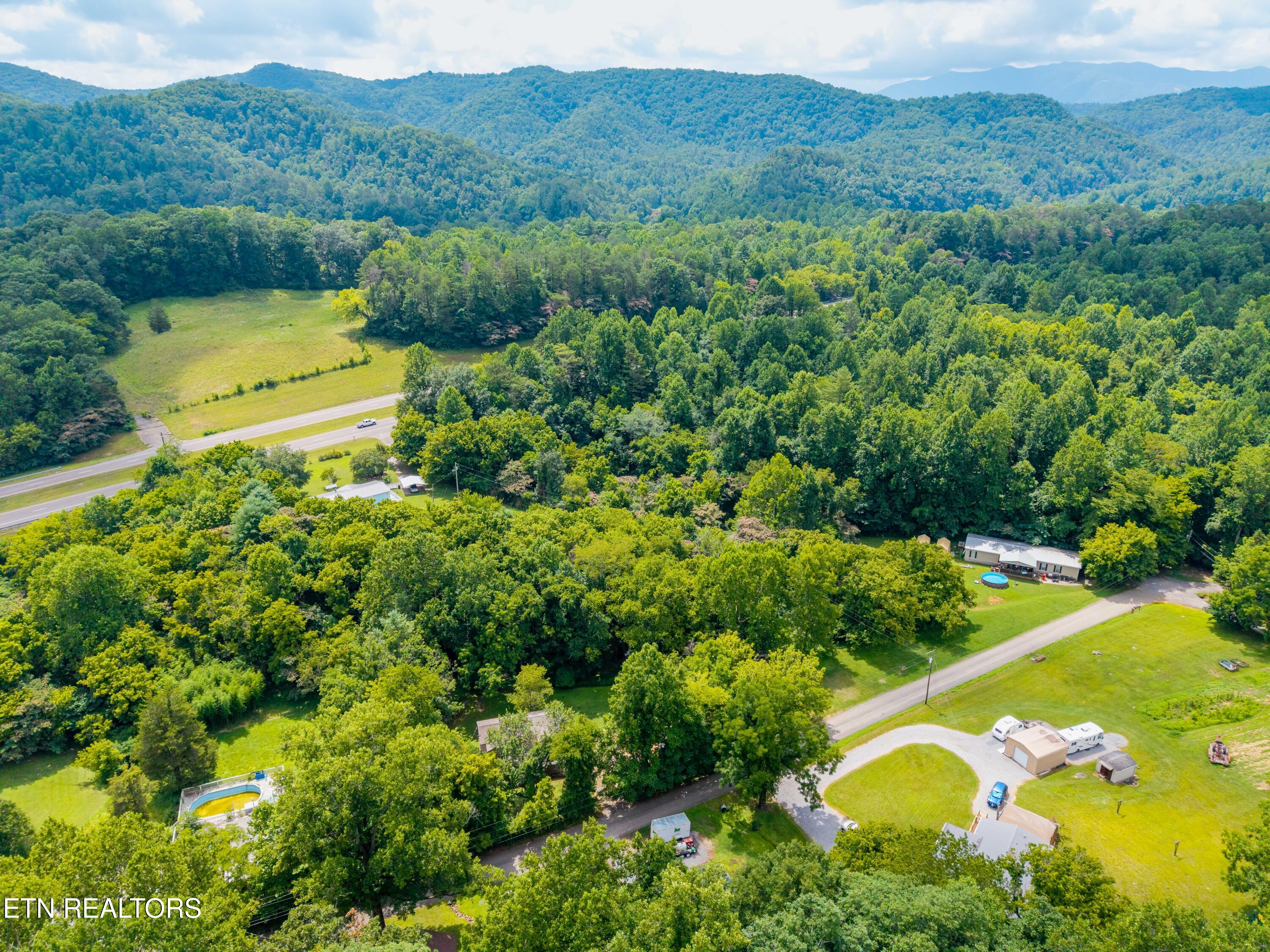 143 Old West Millers Cove Road Walland TN 37886