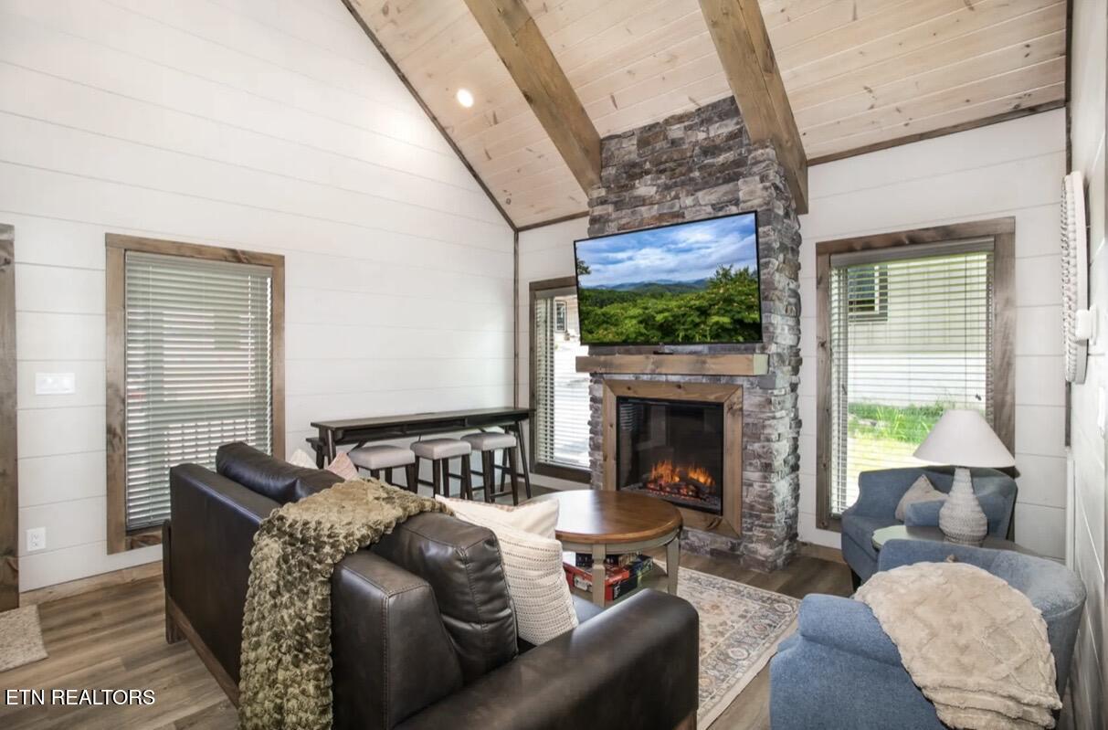 568 Warbonnet Way Pigeon Forge TN 37863