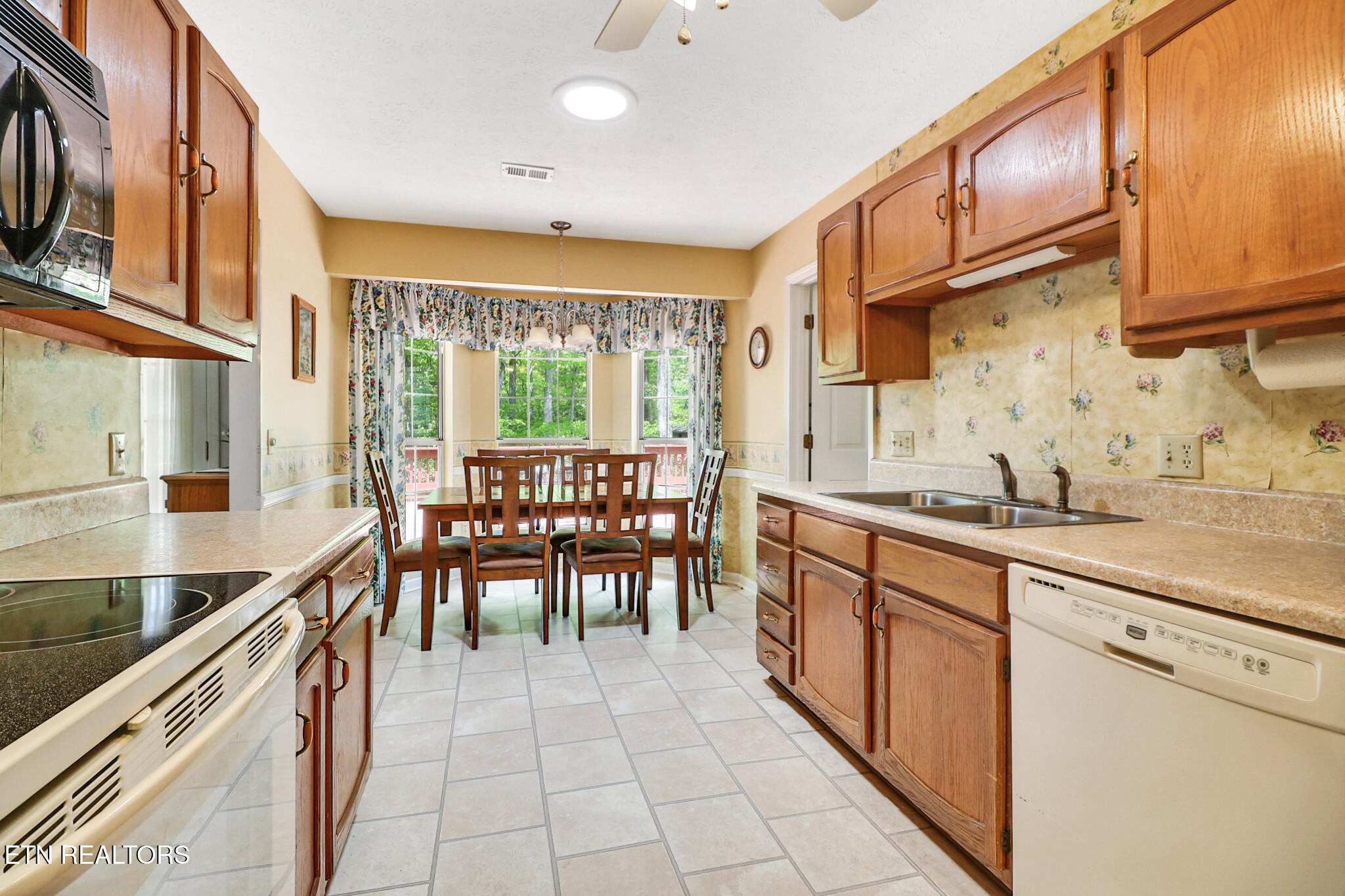 321 Lakeview Drive Crossville TN 38558