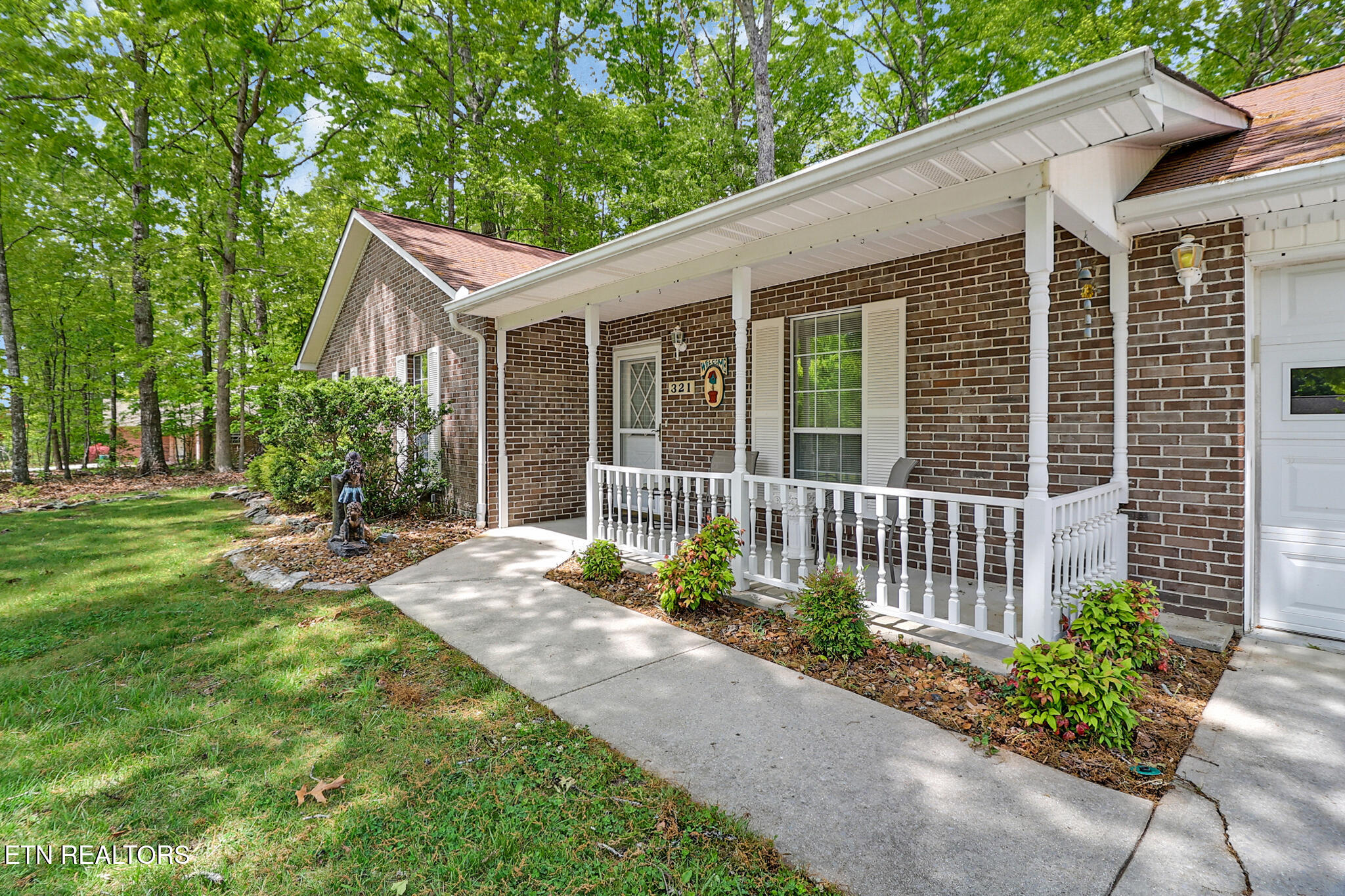 321 Lakeview Drive Crossville TN 38558