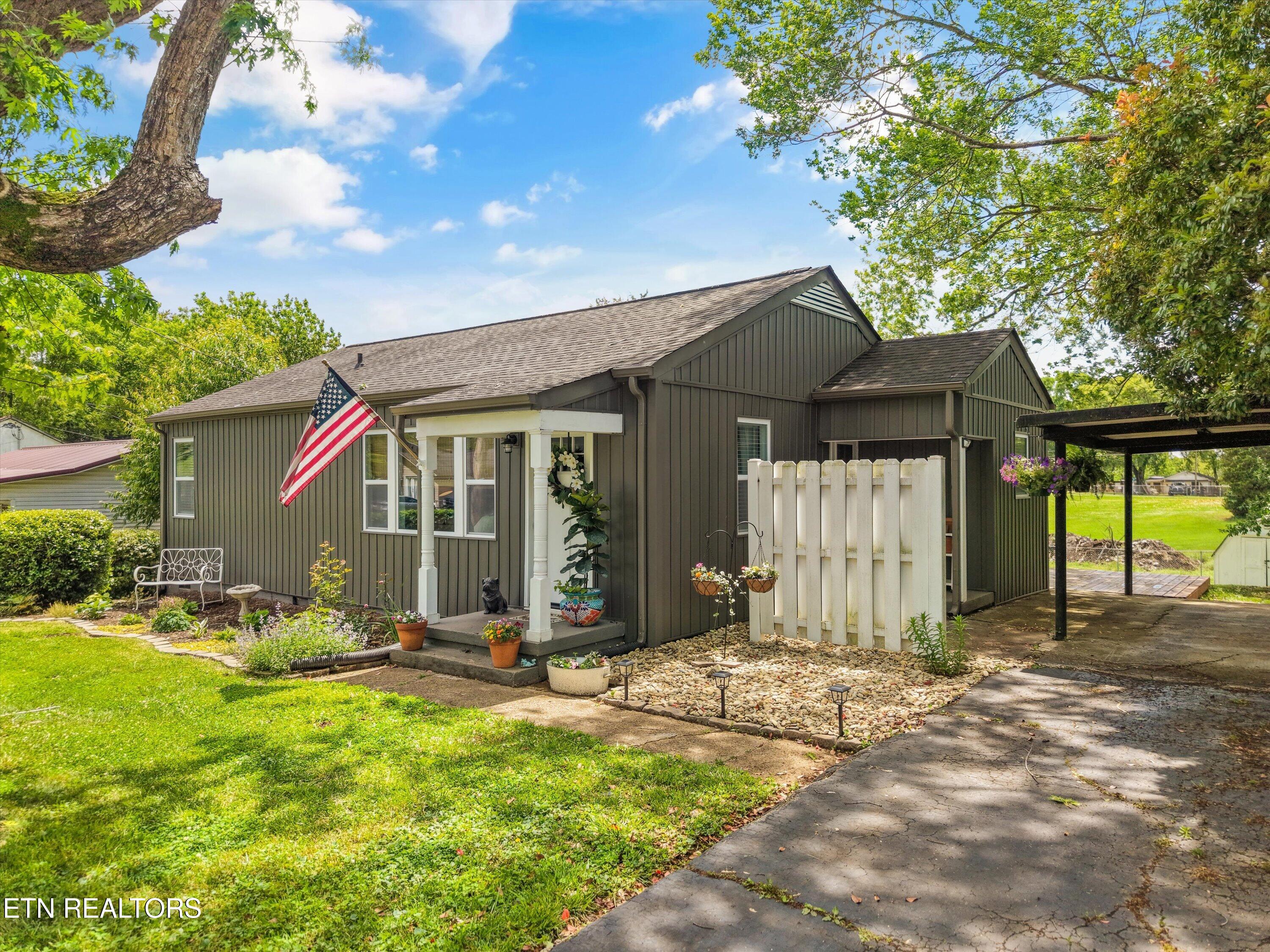 217 Meade Street Maryville TN 37804