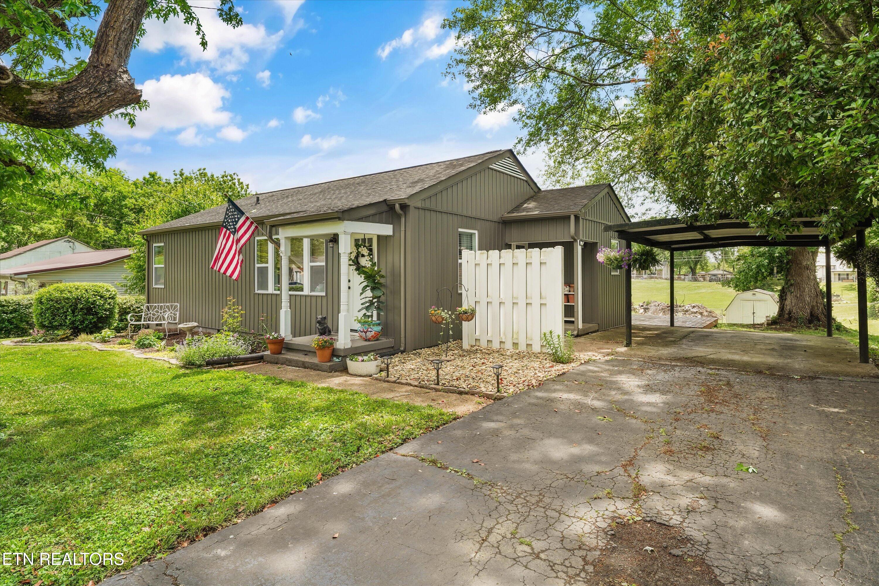 217 Meade Street Maryville TN 37804