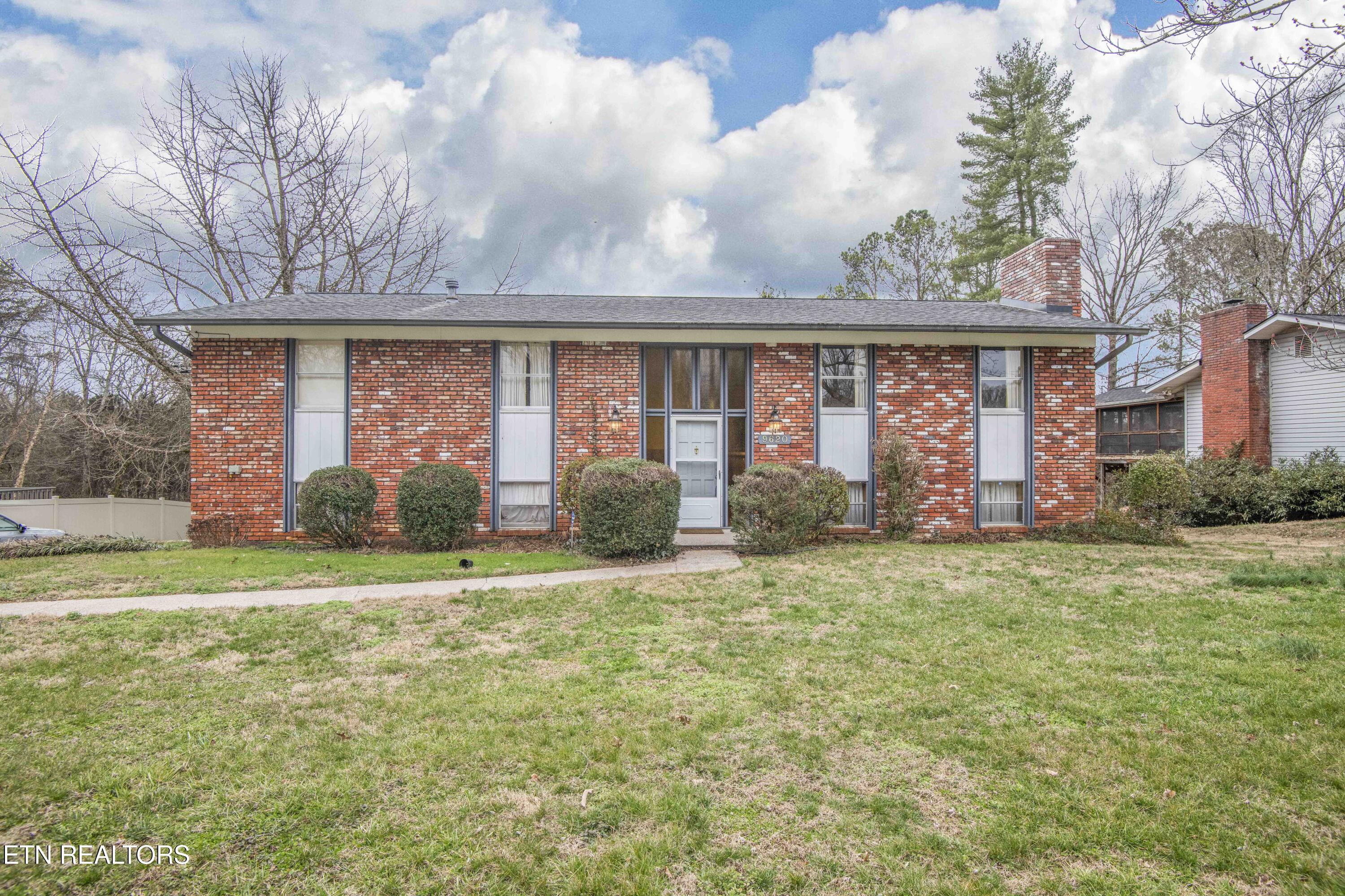 9620 Tallahassee Lane Knoxville TN 37923