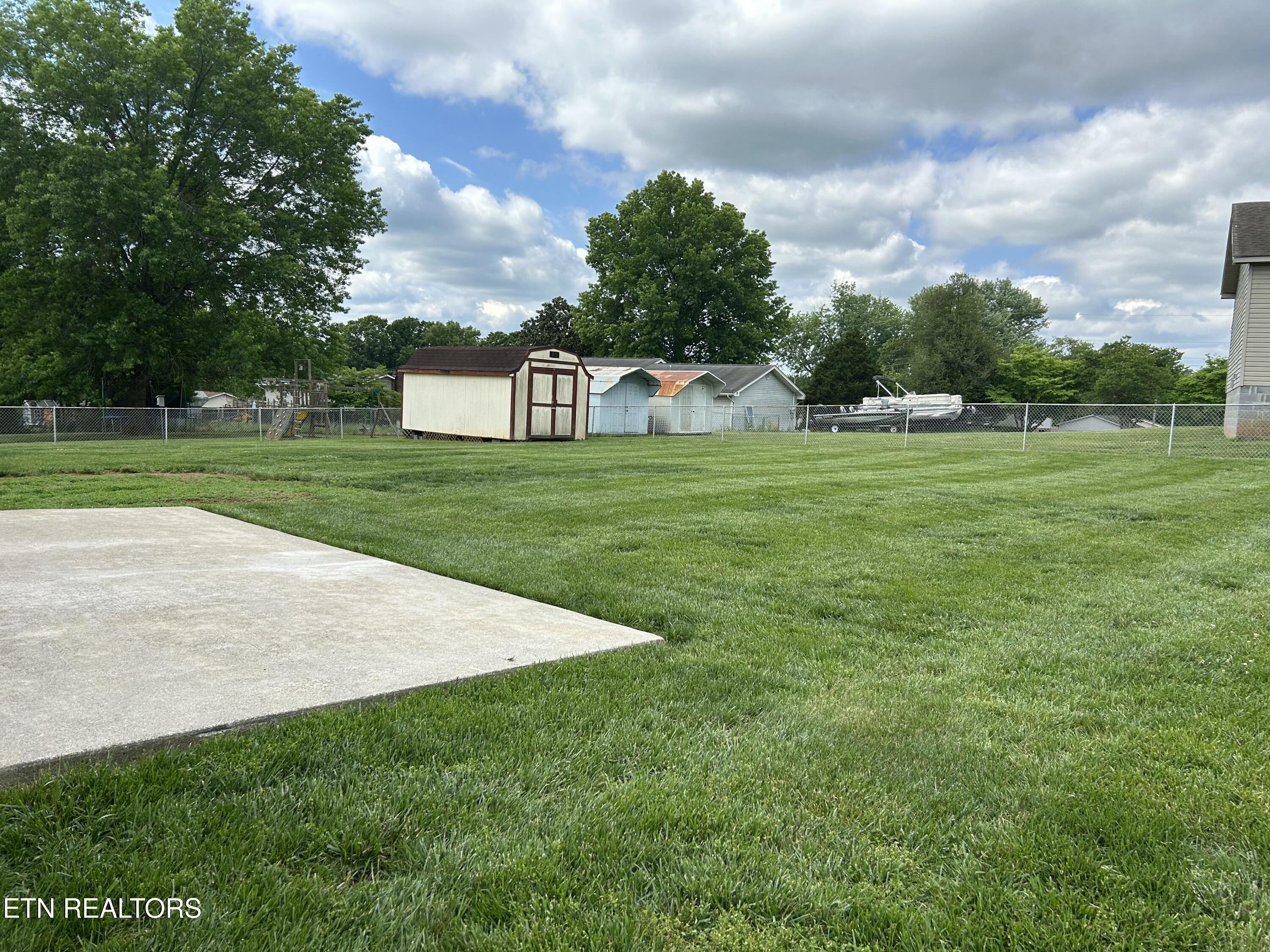 323 Logan Street Seymour TN 37865